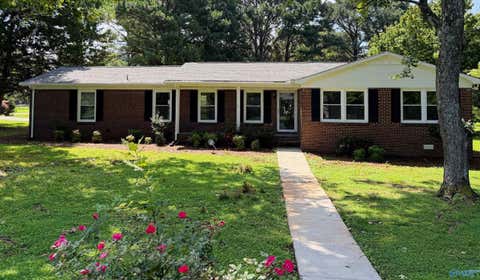 Homes For Sale - 181 Charles Drive<br/> Hazel Green, AL 35750