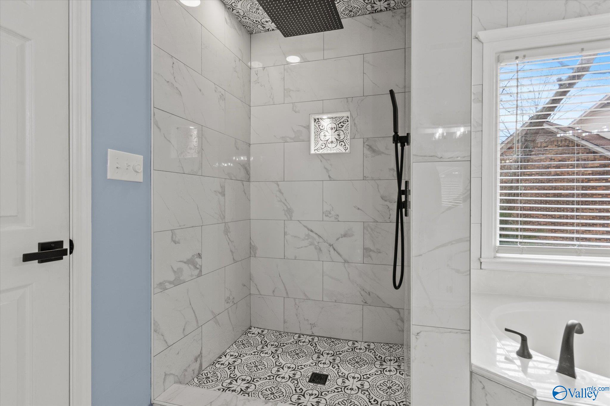 15016 Leafmore Drive, Huntsville, Alabama image 24