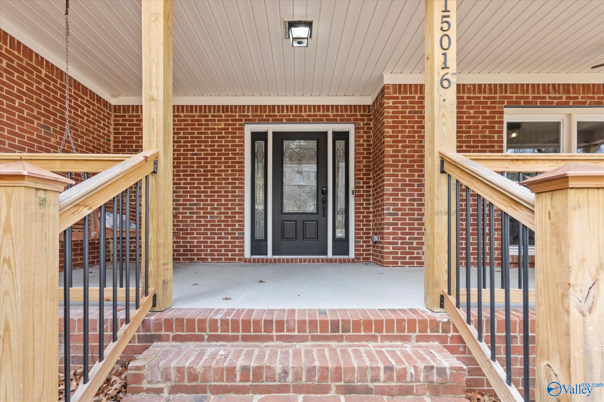 15016 Leafmore Drive, Huntsville, Alabama image 2