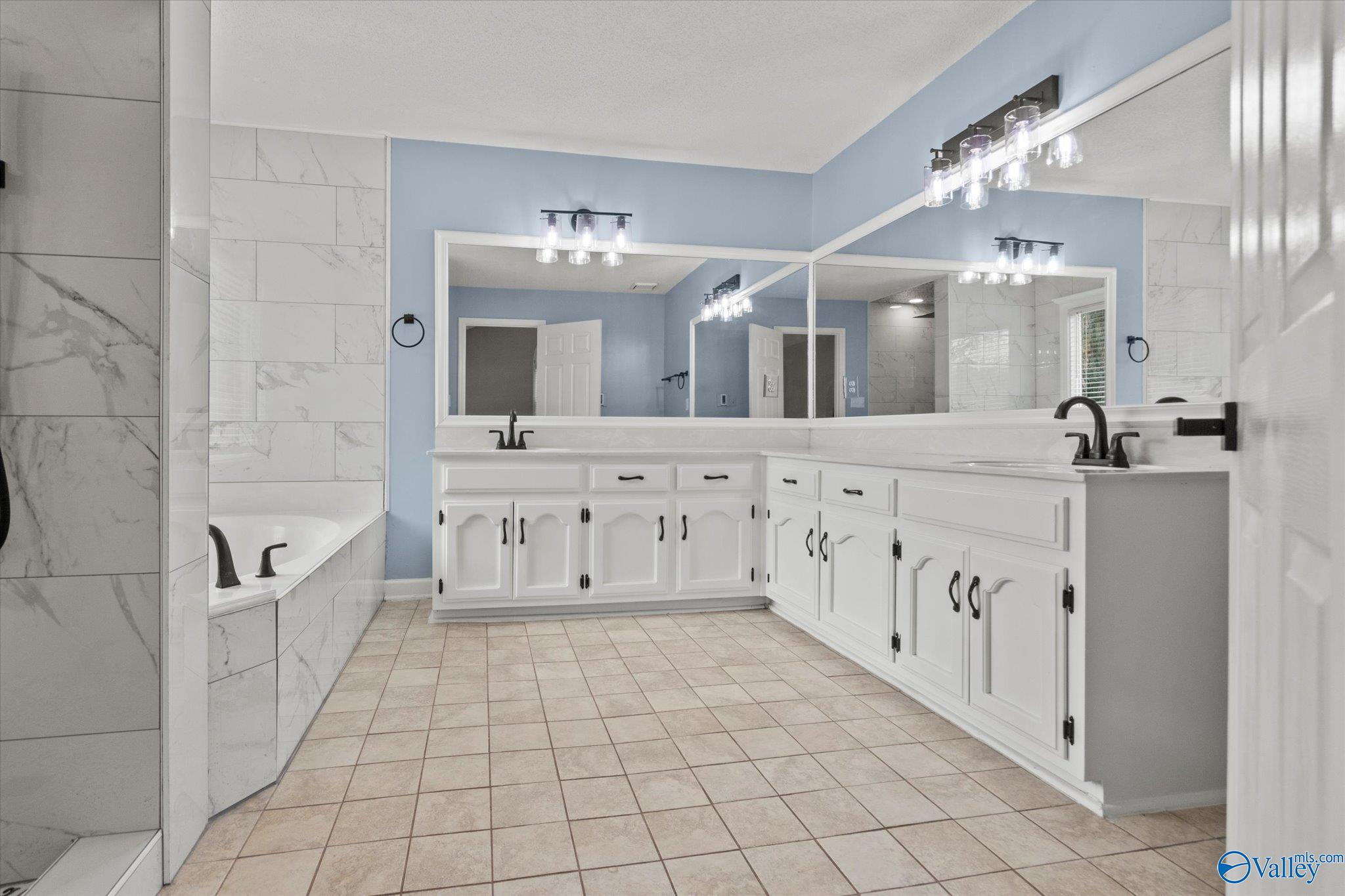15016 Leafmore Drive, Huntsville, Alabama image 22