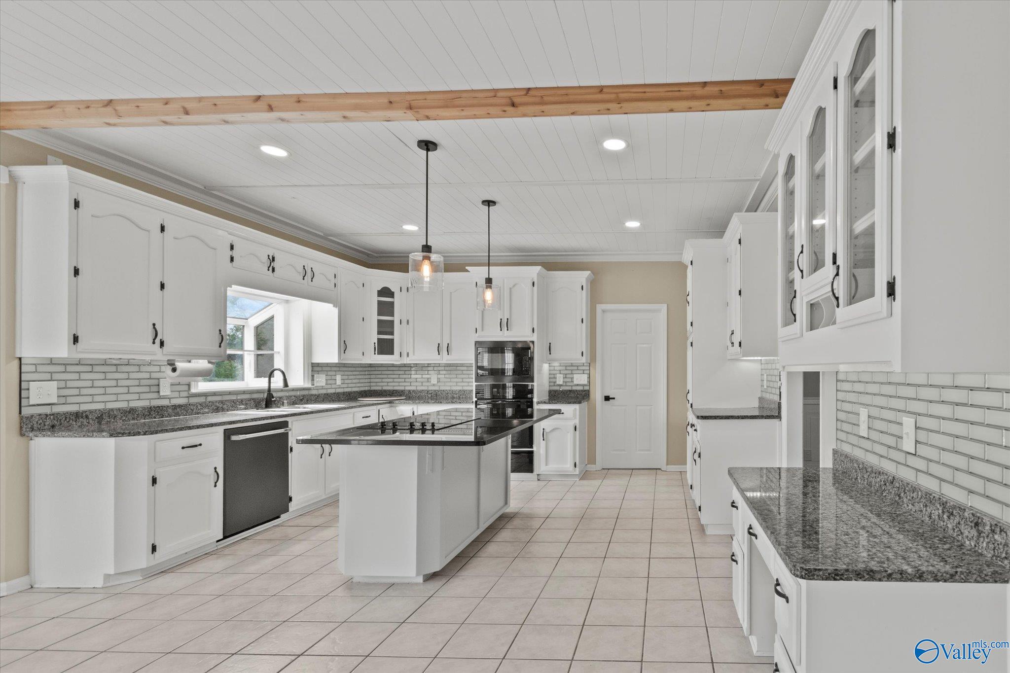 15016 Leafmore Drive, Huntsville, Alabama image 4
