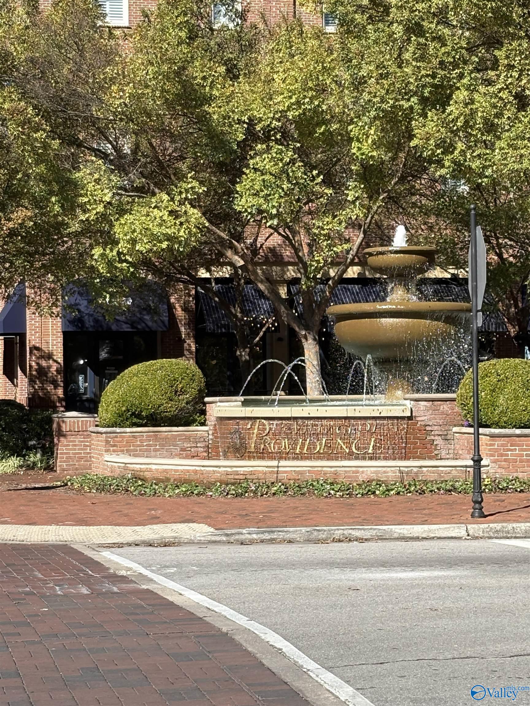 Huntsville, Alabama 35806, United States, 2 Bedrooms Bedrooms, ,3 BathroomsBathrooms,Residential,Active,238193