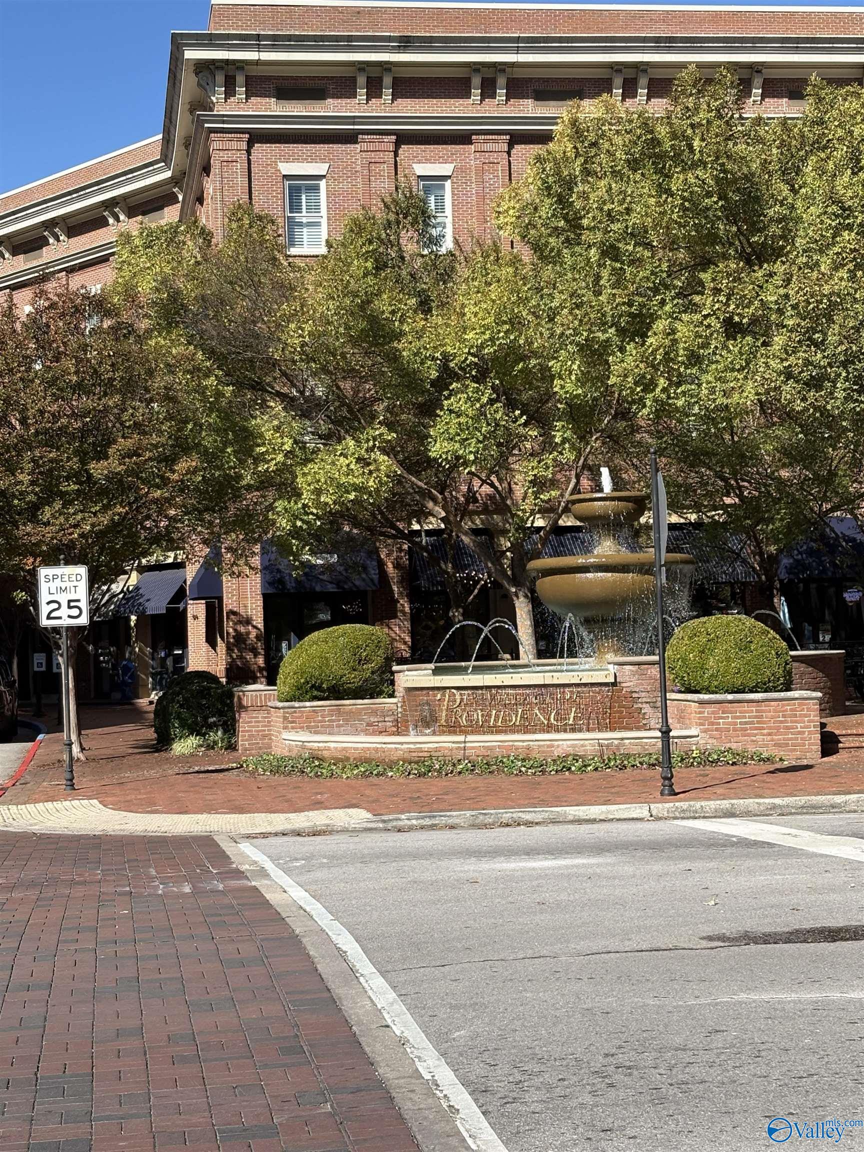 Huntsville, Alabama 35806, United States, 2 Bedrooms Bedrooms, ,3 BathroomsBathrooms,Residential,Active,238193