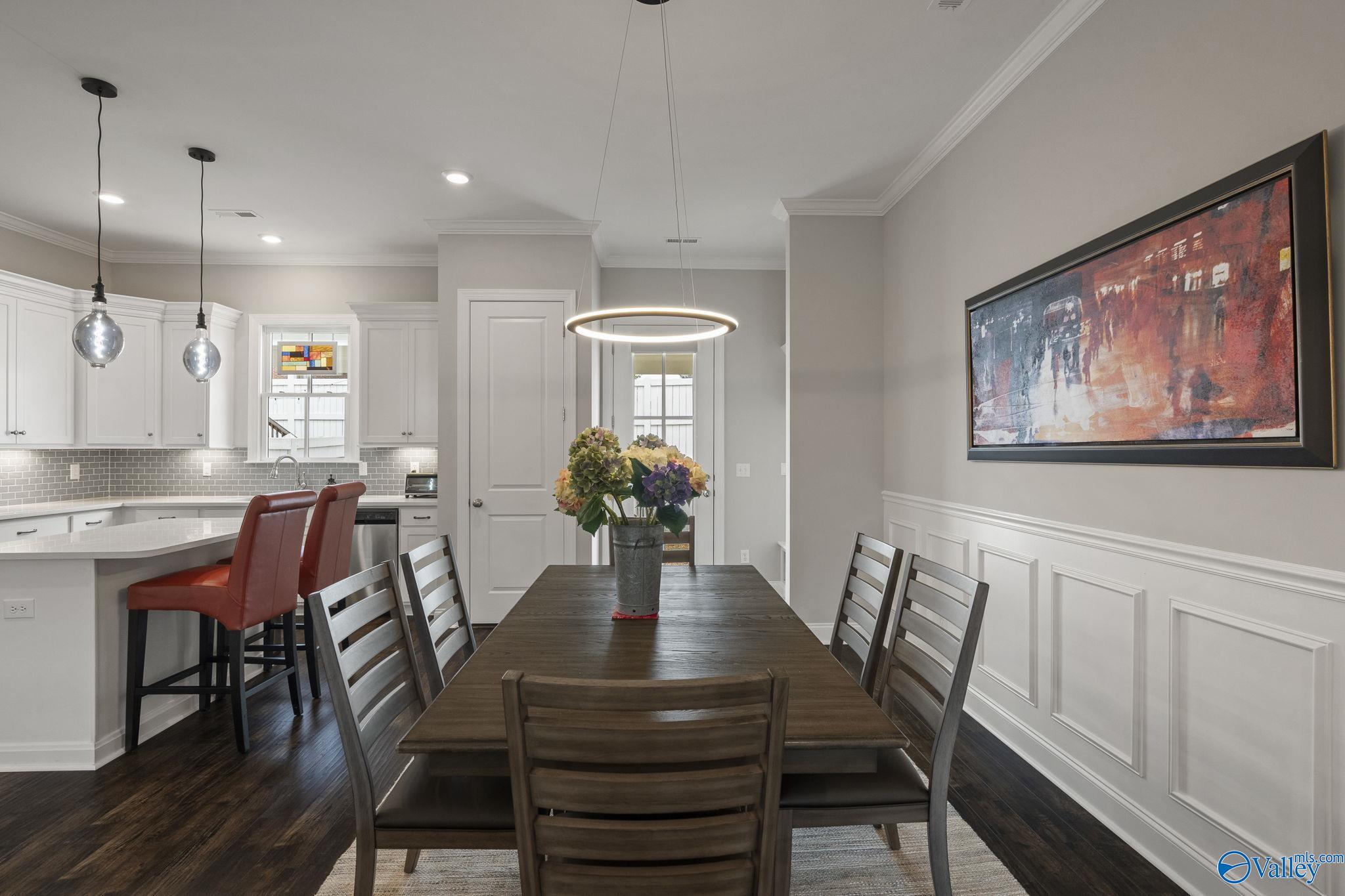 Huntsville, Alabama 35806, United States, 2 Bedrooms Bedrooms, ,3 BathroomsBathrooms,Residential,Active,238193