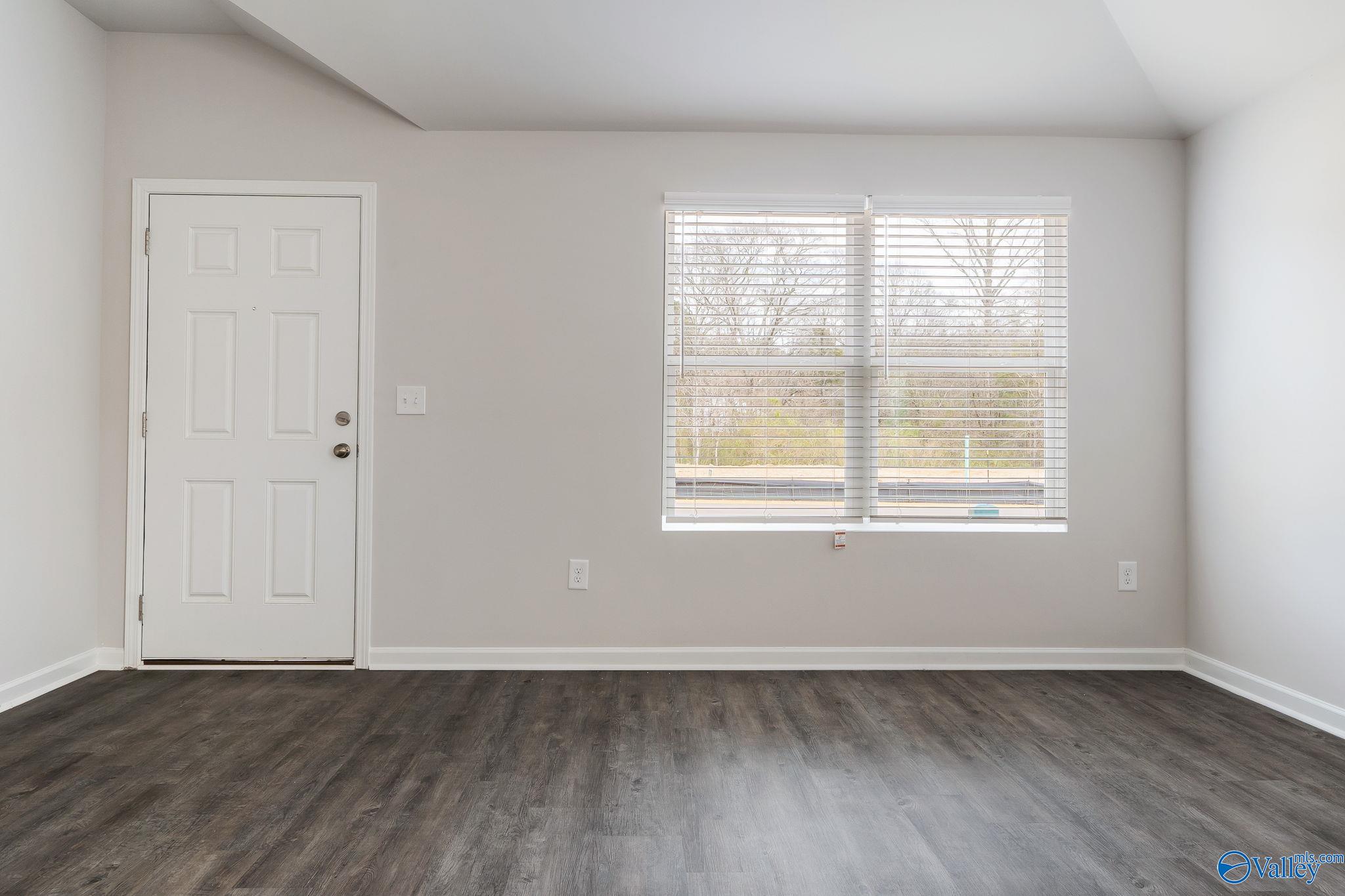 149 Point Cadet Avenue, Toney, Alabama image 3