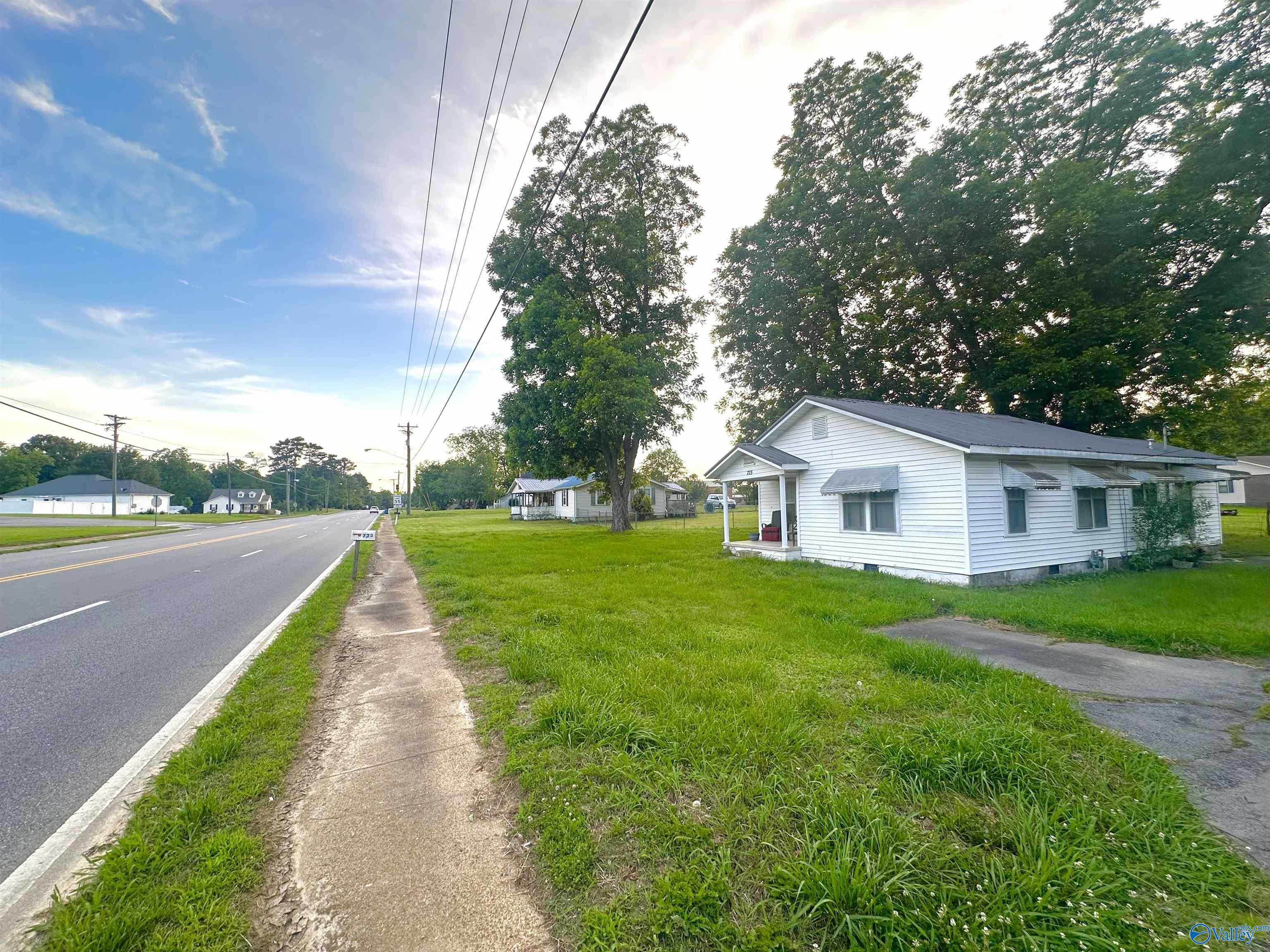 723 Guntersville Road, Arab, Alabama image 26