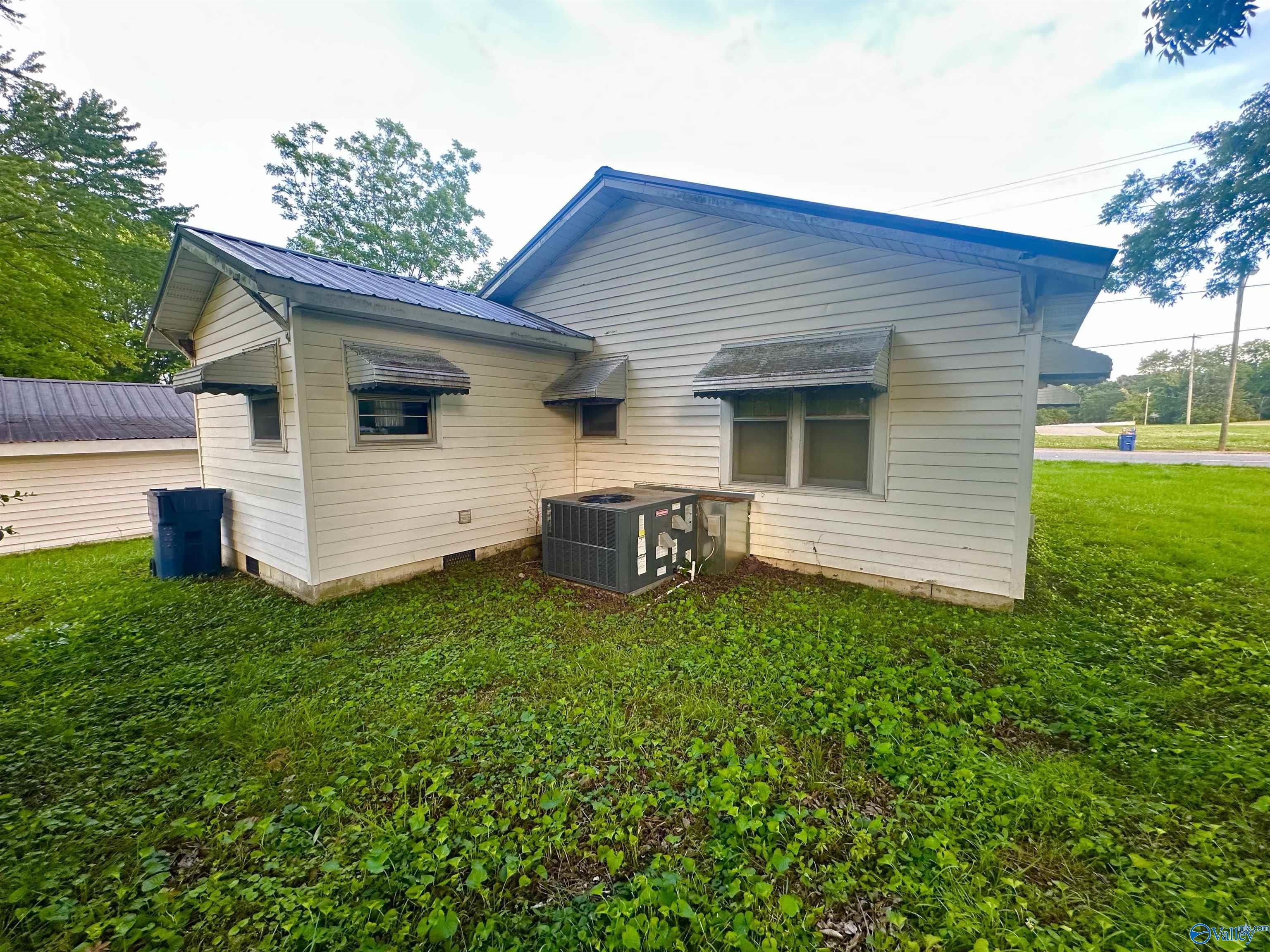 723 Guntersville Road, Arab, Alabama image 29
