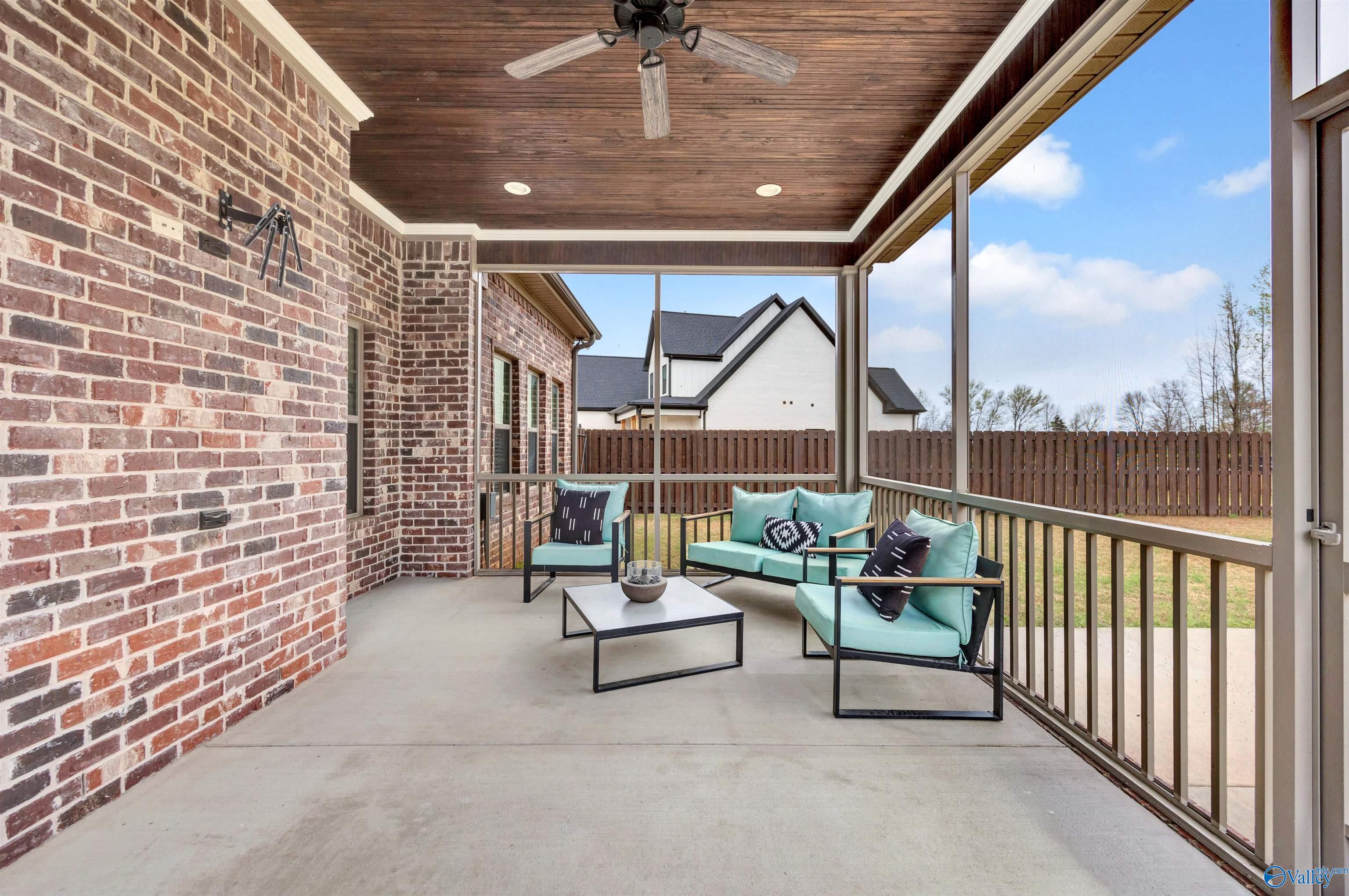 13665 Plainfield Drive, Athens, Alabama image 3