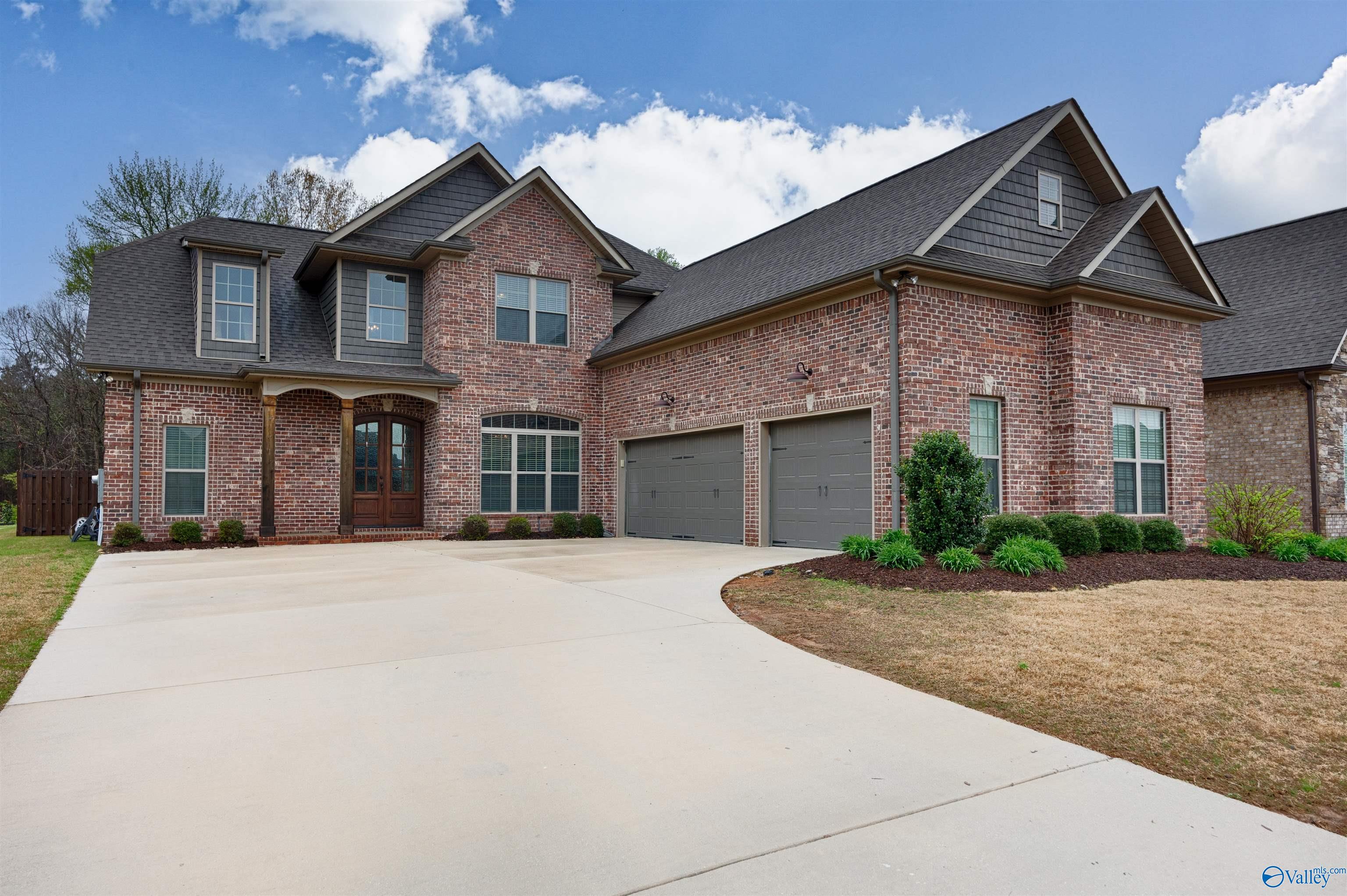 13665 Plainfield Drive, Athens, Alabama image 2