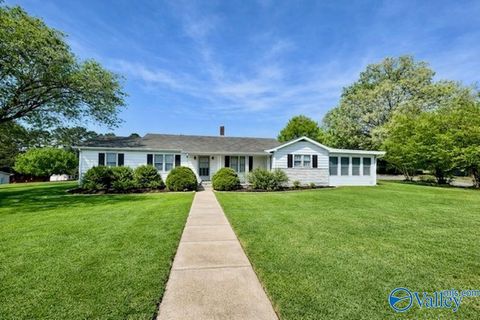 17023 Red Hill Road Athens AL 35611