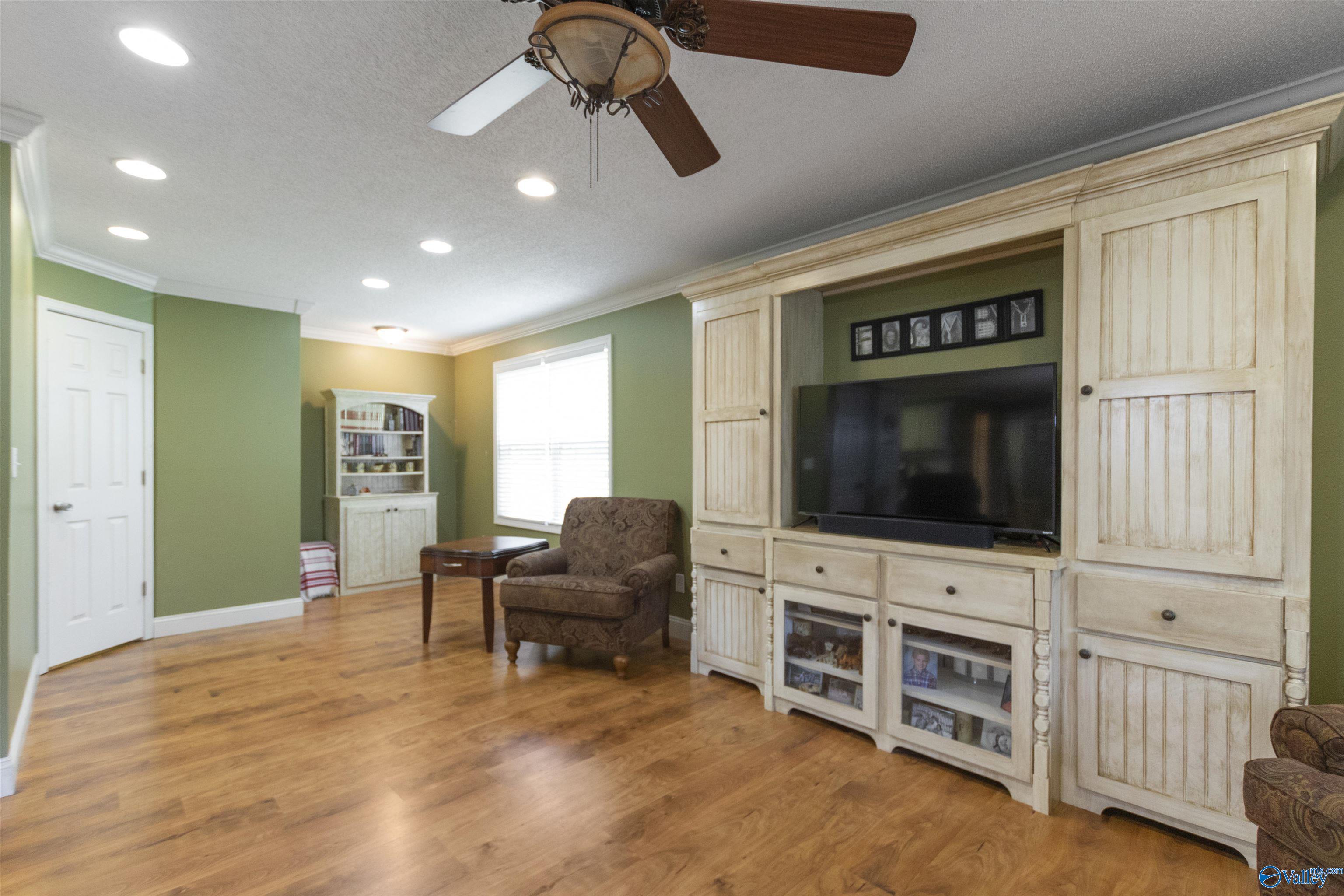 3854 Oneonta Cut-off Road, Albertville, Alabama image 11
