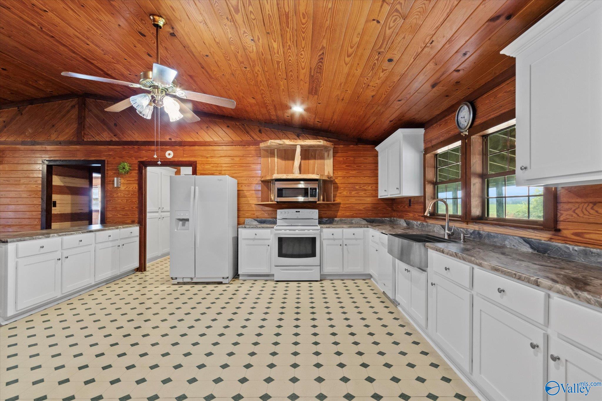 2247 Bethleham Road, Horton, Alabama image 11