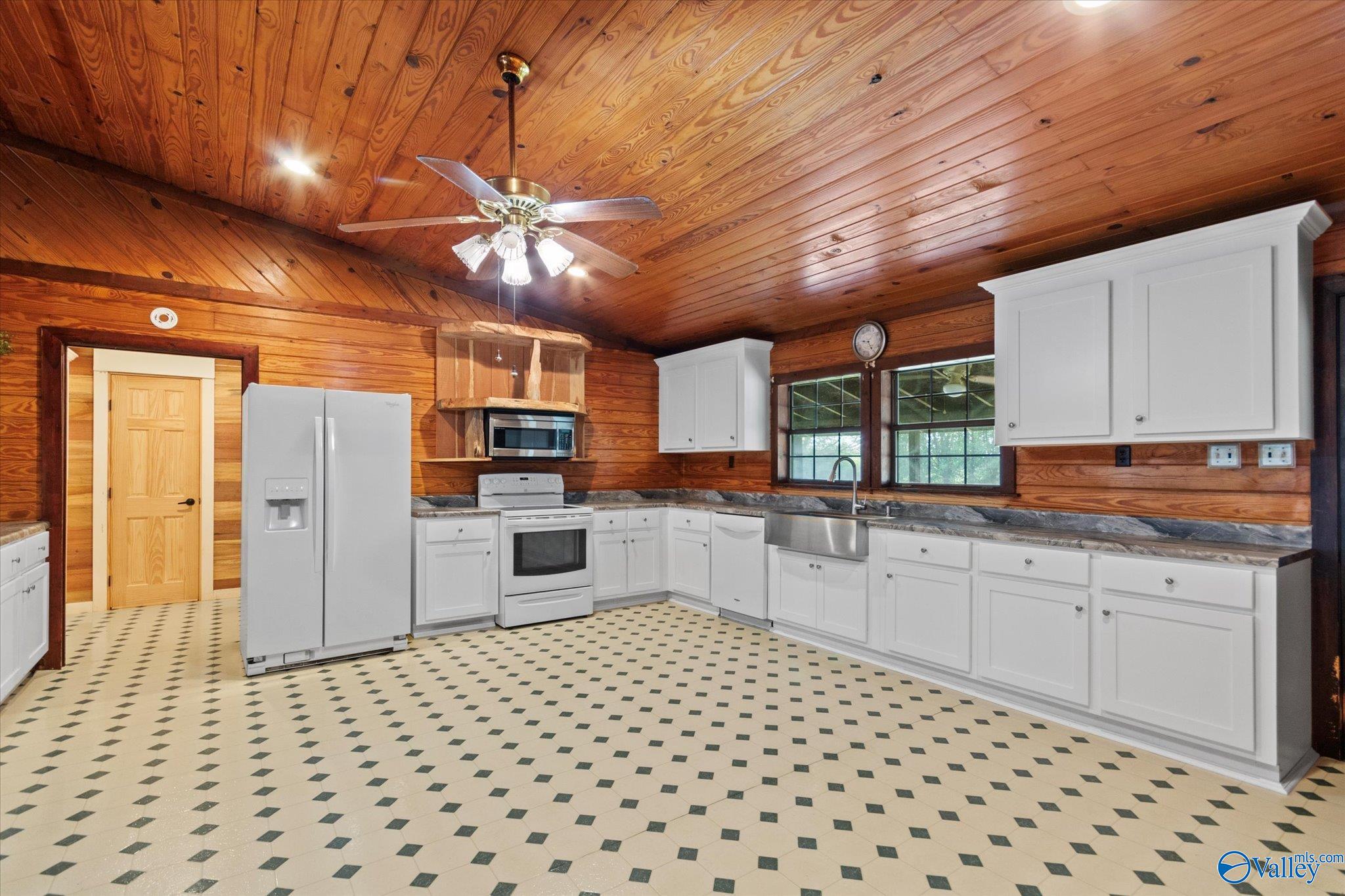 2247 Bethleham Road, Horton, Alabama image 10