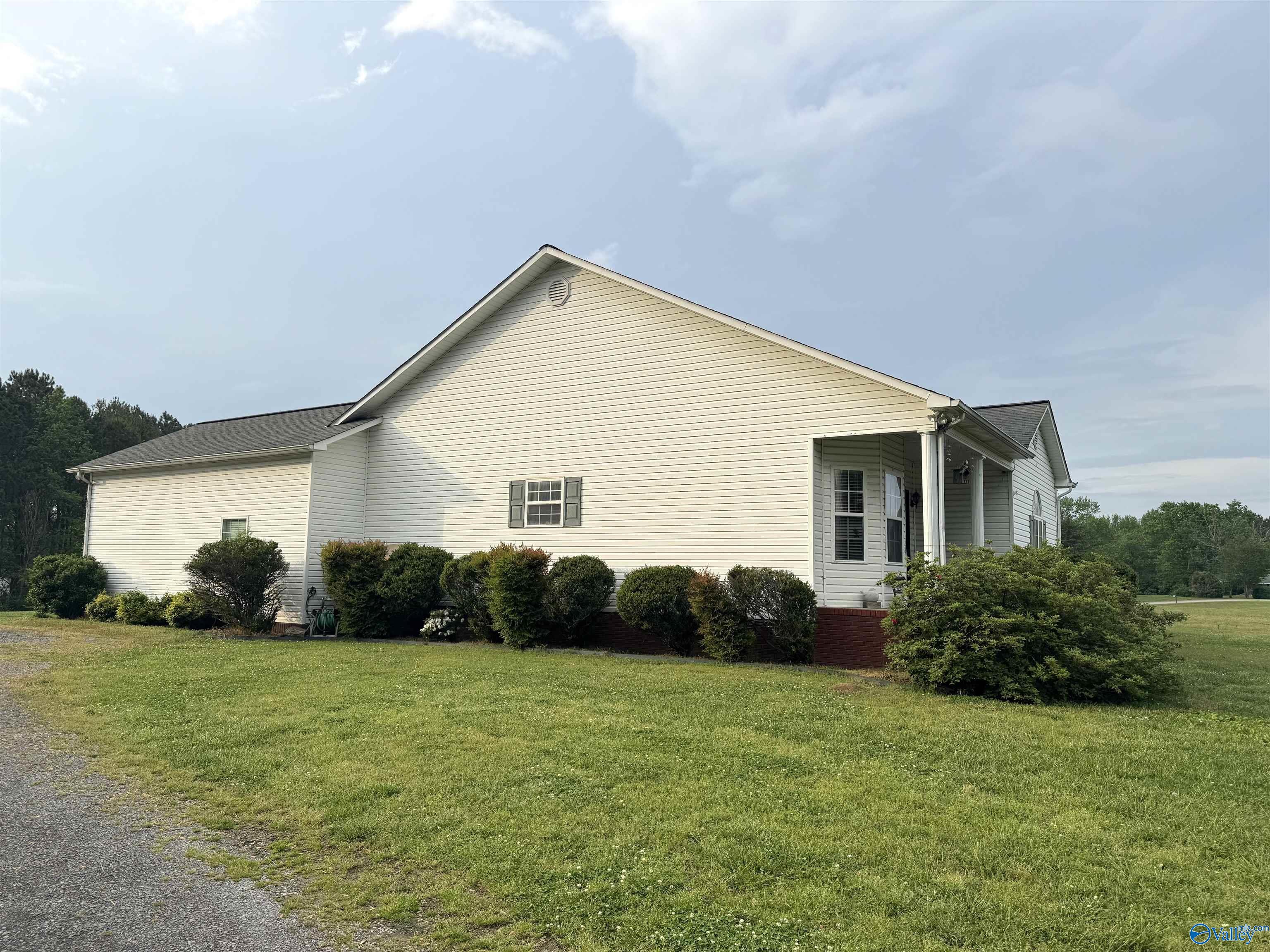 1474 Frost Road, Eva, Alabama image 3