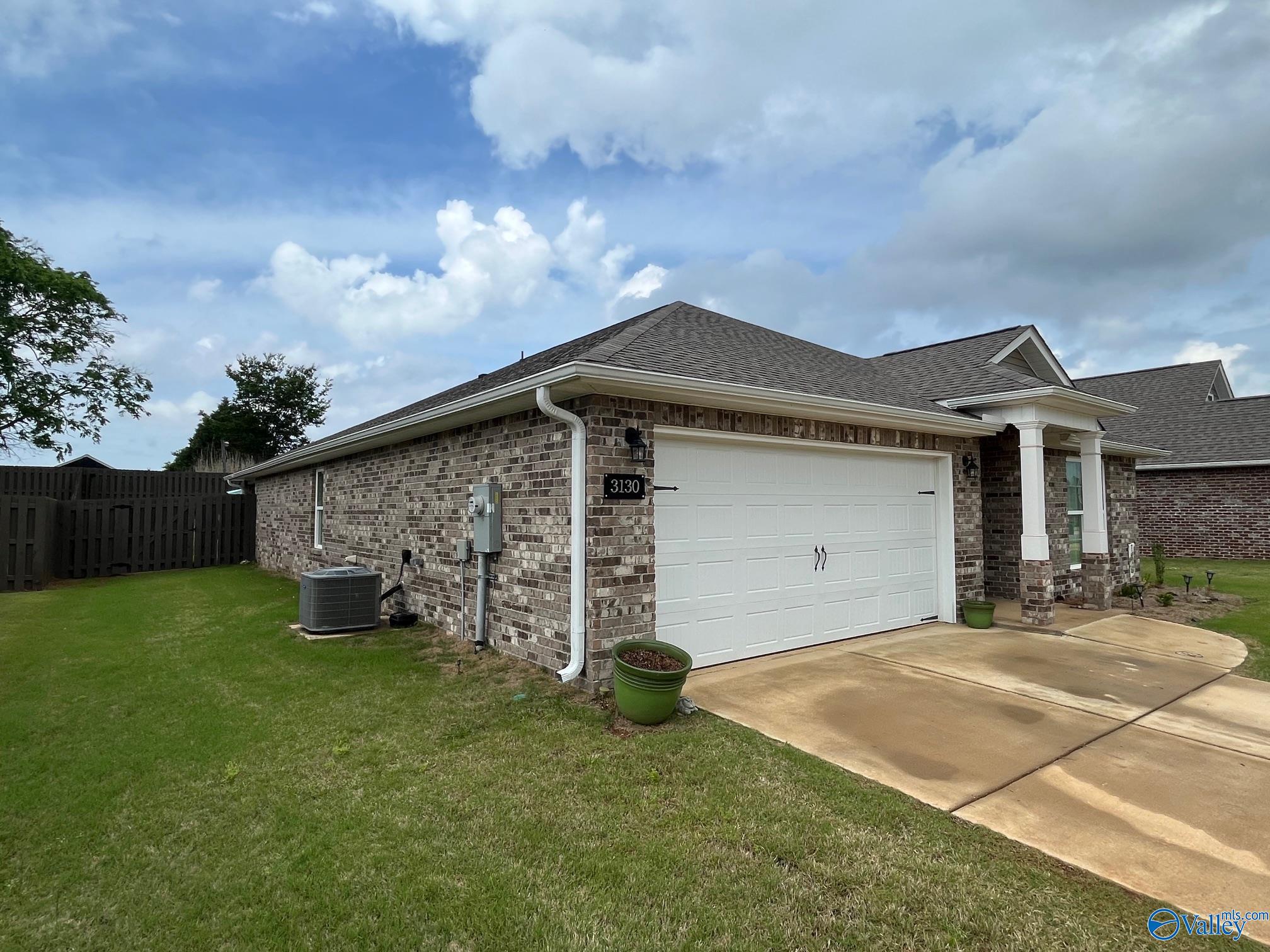 3130 Lea Lane, Decatur, Alabama image 3
