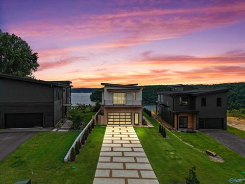 Homes For Sale - 231 County Road 446<br/> Crane Hill, AL 35053