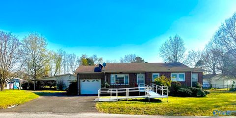 Photo of 274 Beulah Cut-Off Road, Albertville, AL 35950 (MLS # 21912738)