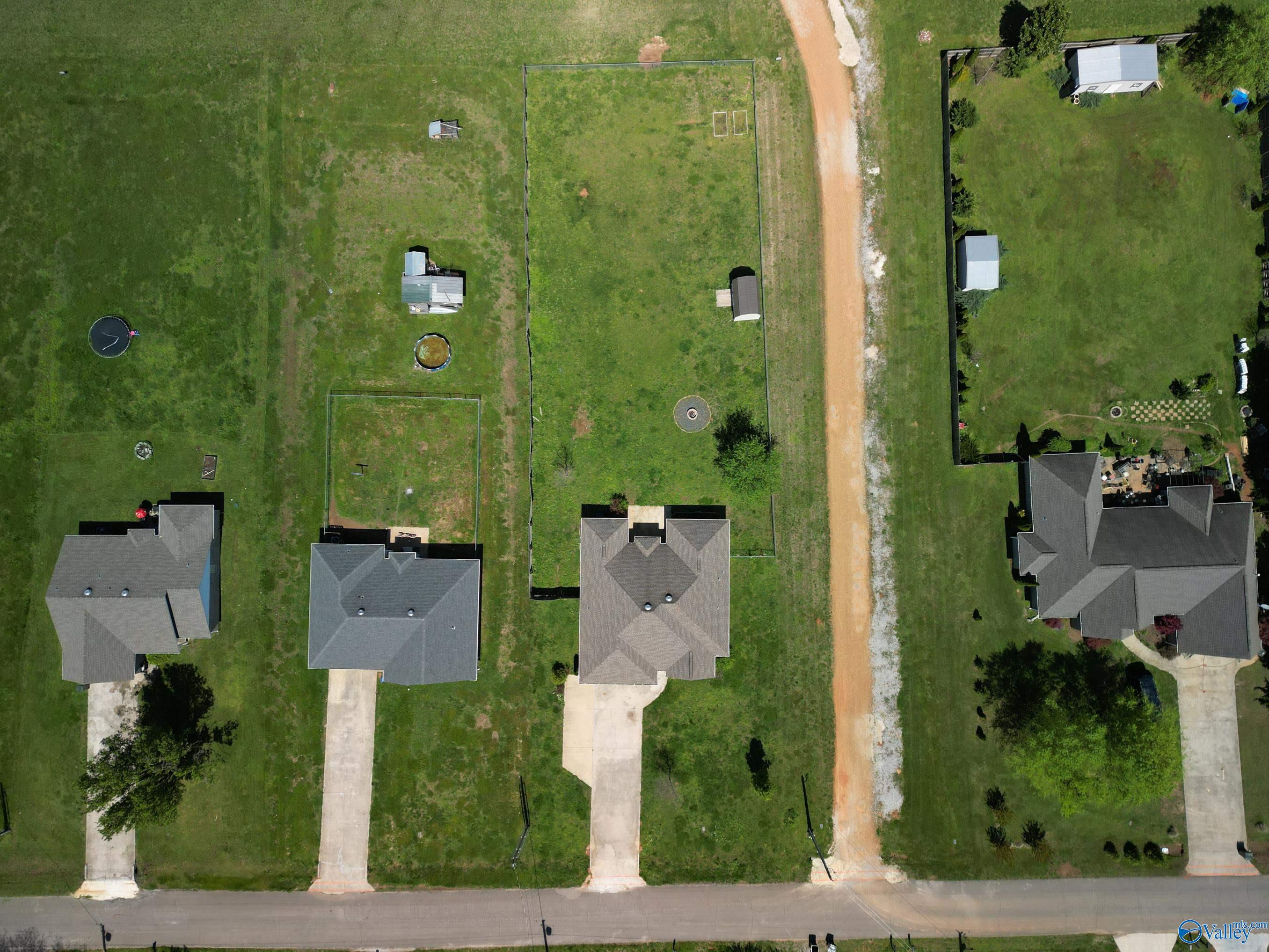 424 Banyon Road, Toney, Alabama image 5