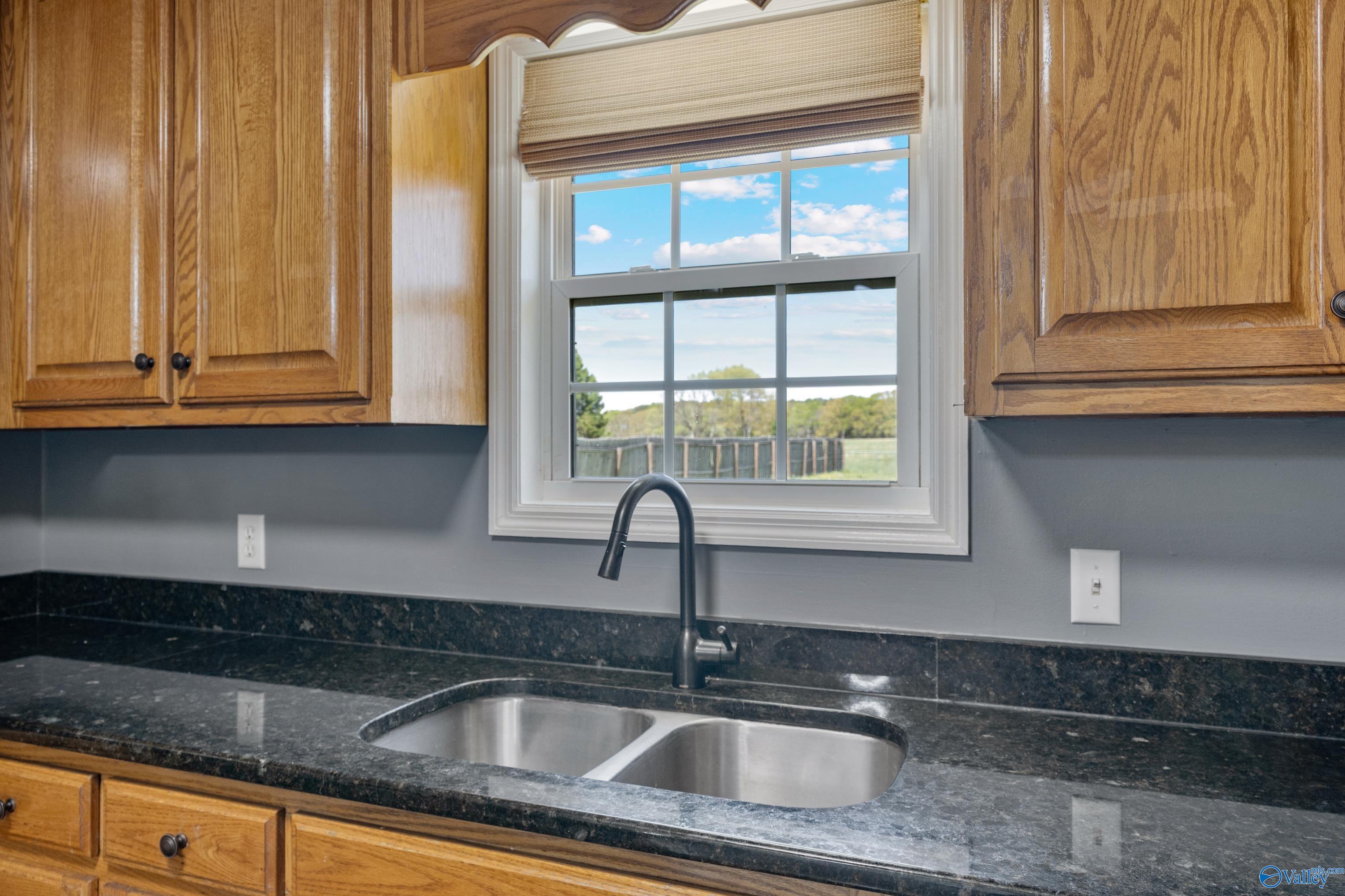 424 Banyon Road, Toney, Alabama image 15