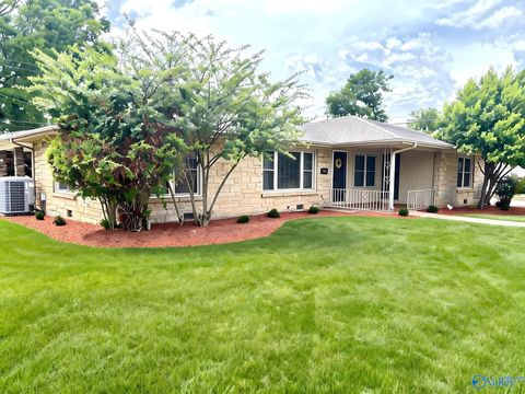 Homes For Sale - 909 N Cave Street<br/> Colbert County, Tuscumbia, AL 35674