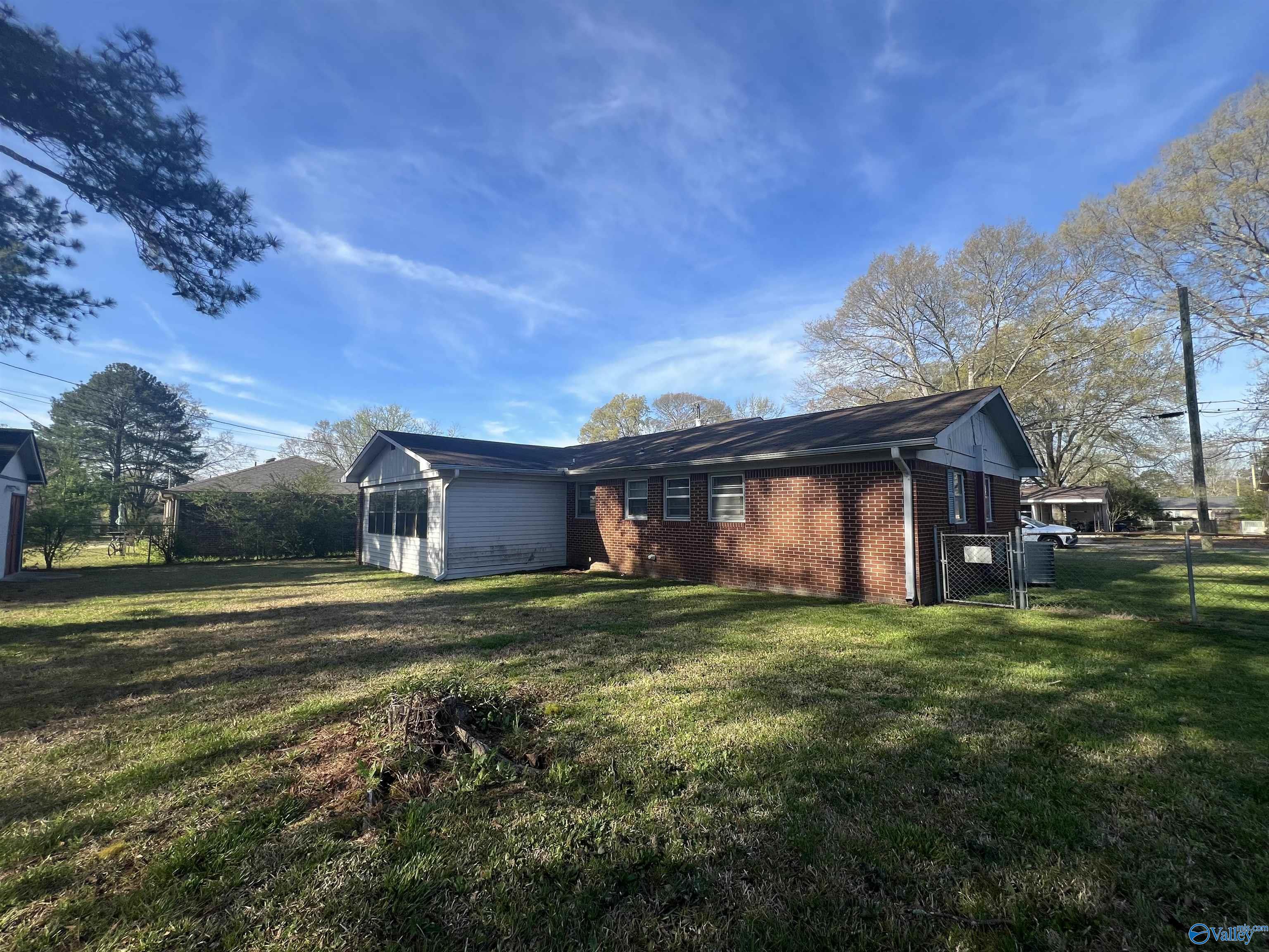 910 Cooper Lane, Hartselle, Alabama image 4