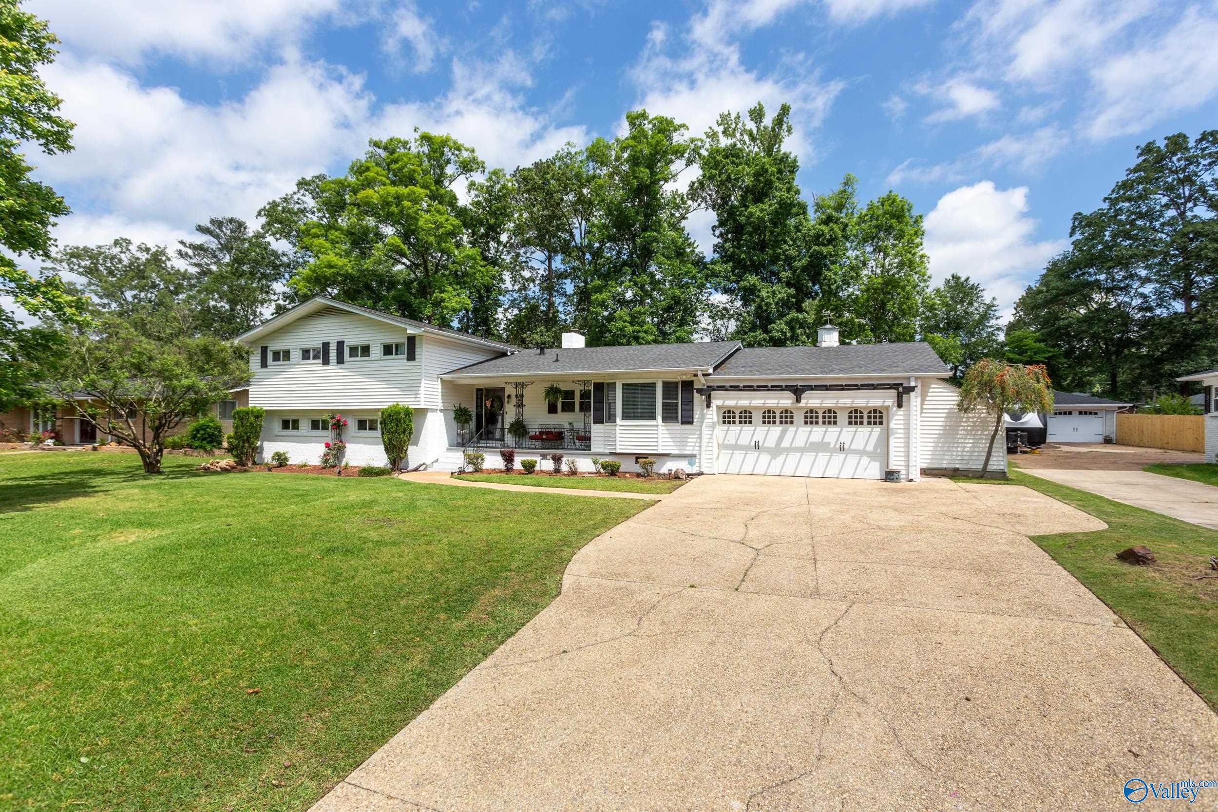 1255 Sangster Road, Gadsden, Alabama image 3