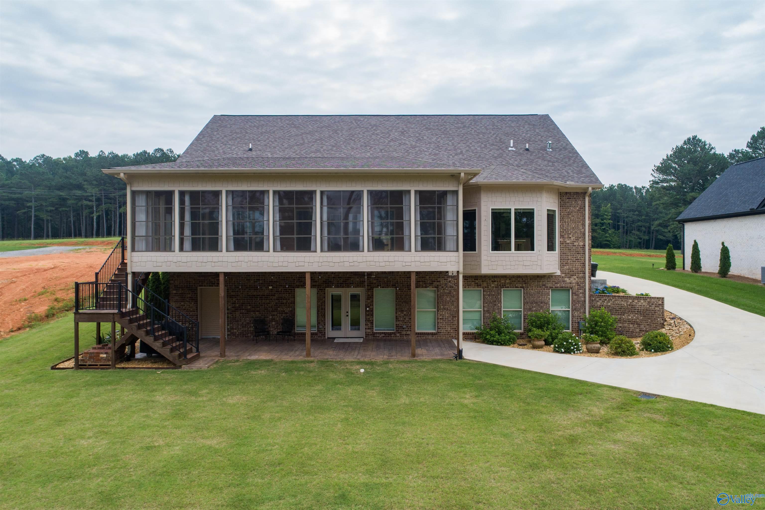 565 Goose Pond Island Drive, Scottsboro, Alabama image 7