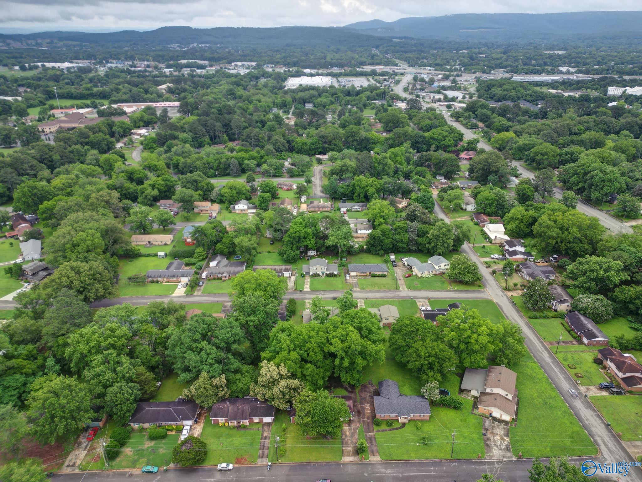 3105 Lewisburg Drive, Huntsville, Alabama image 33