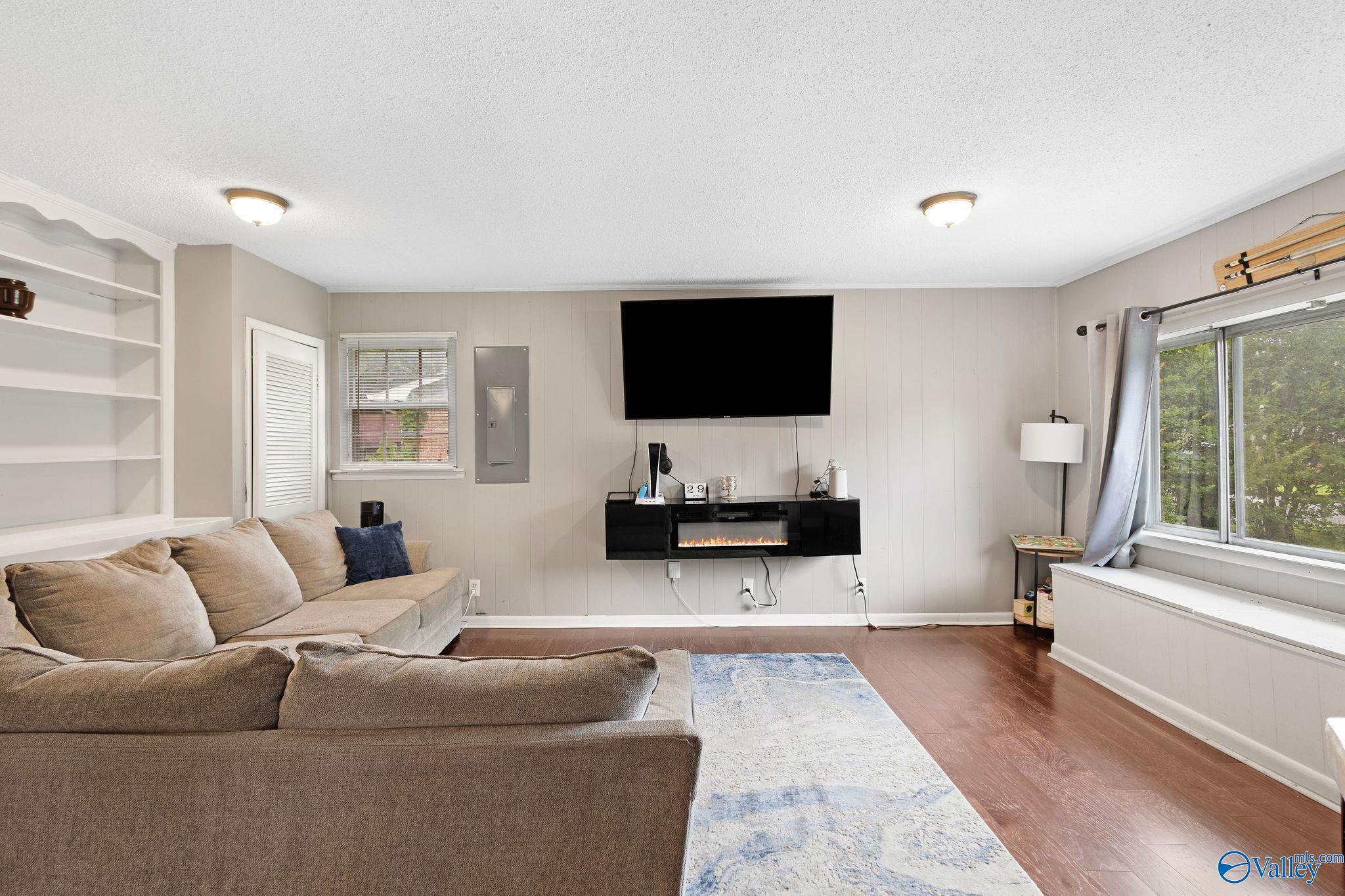 3105 Lewisburg Drive, Huntsville, Alabama image 7