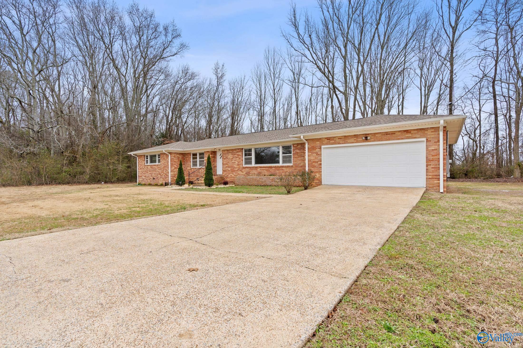 118 Pauline Drive, Hazel Green, Alabama image 4