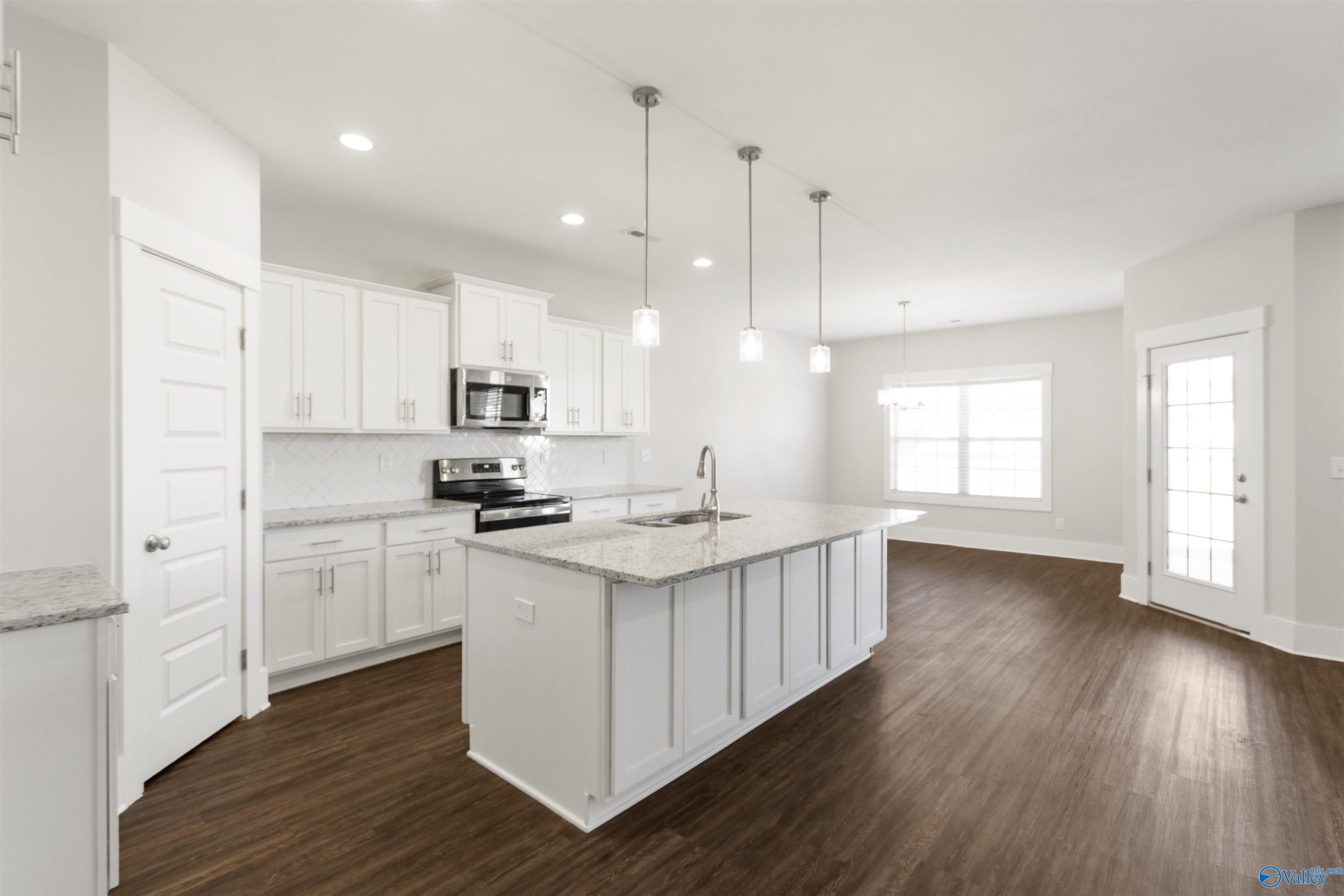 3018 Henry Road, Decatur, Alabama image 13