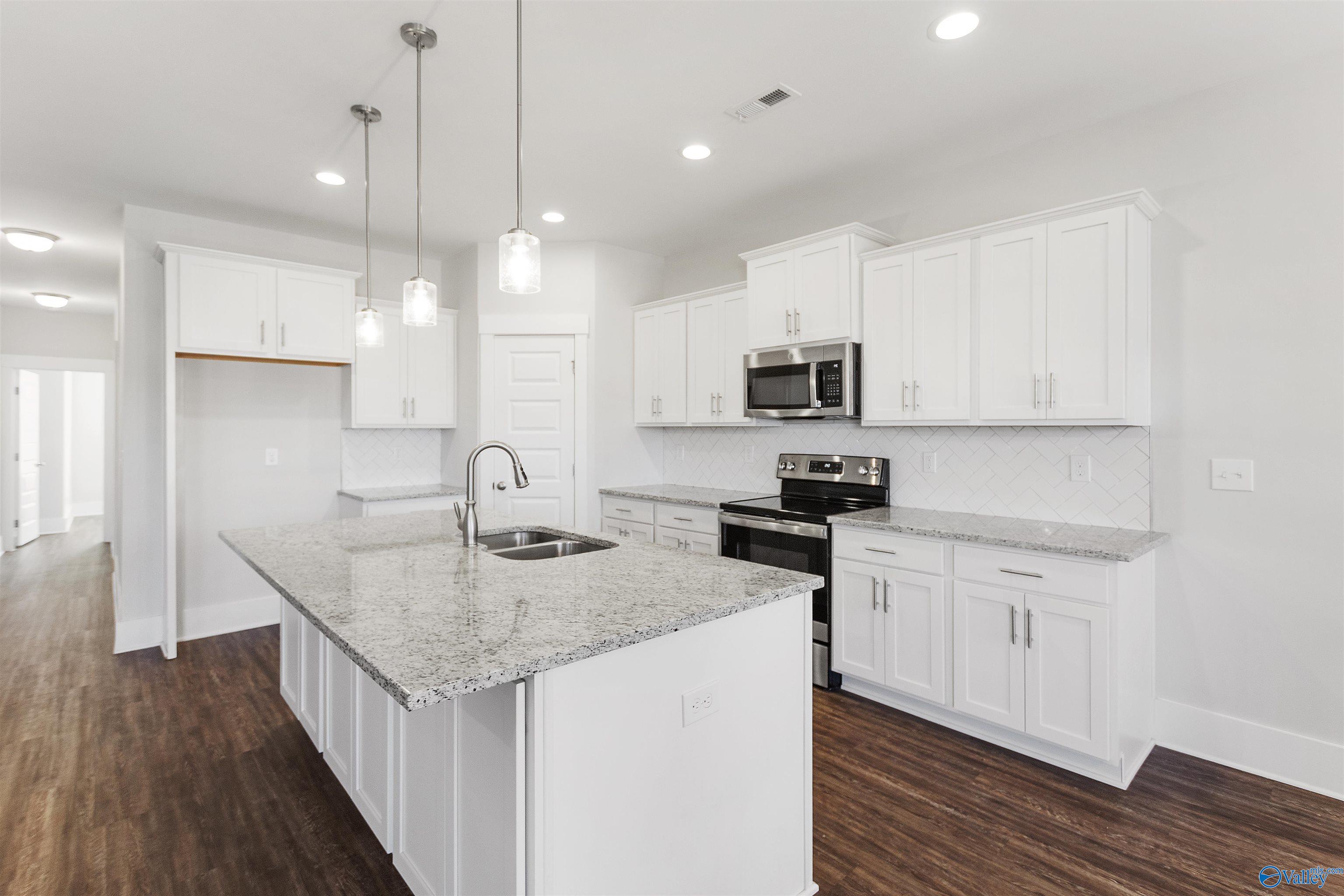 3018 Henry Road, Decatur, Alabama image 14