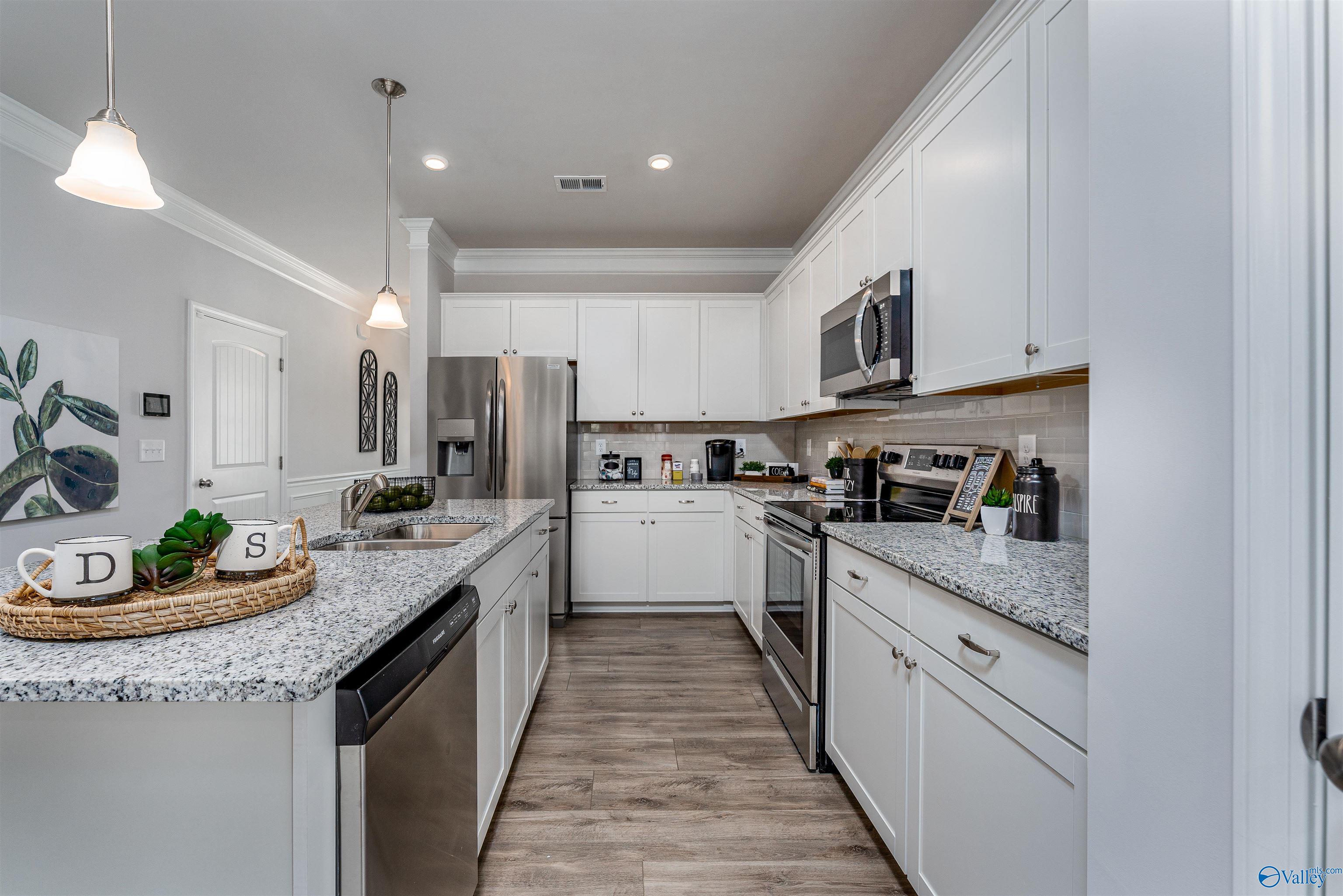 169 Story Ray Drive, New Market, Alabama image 12