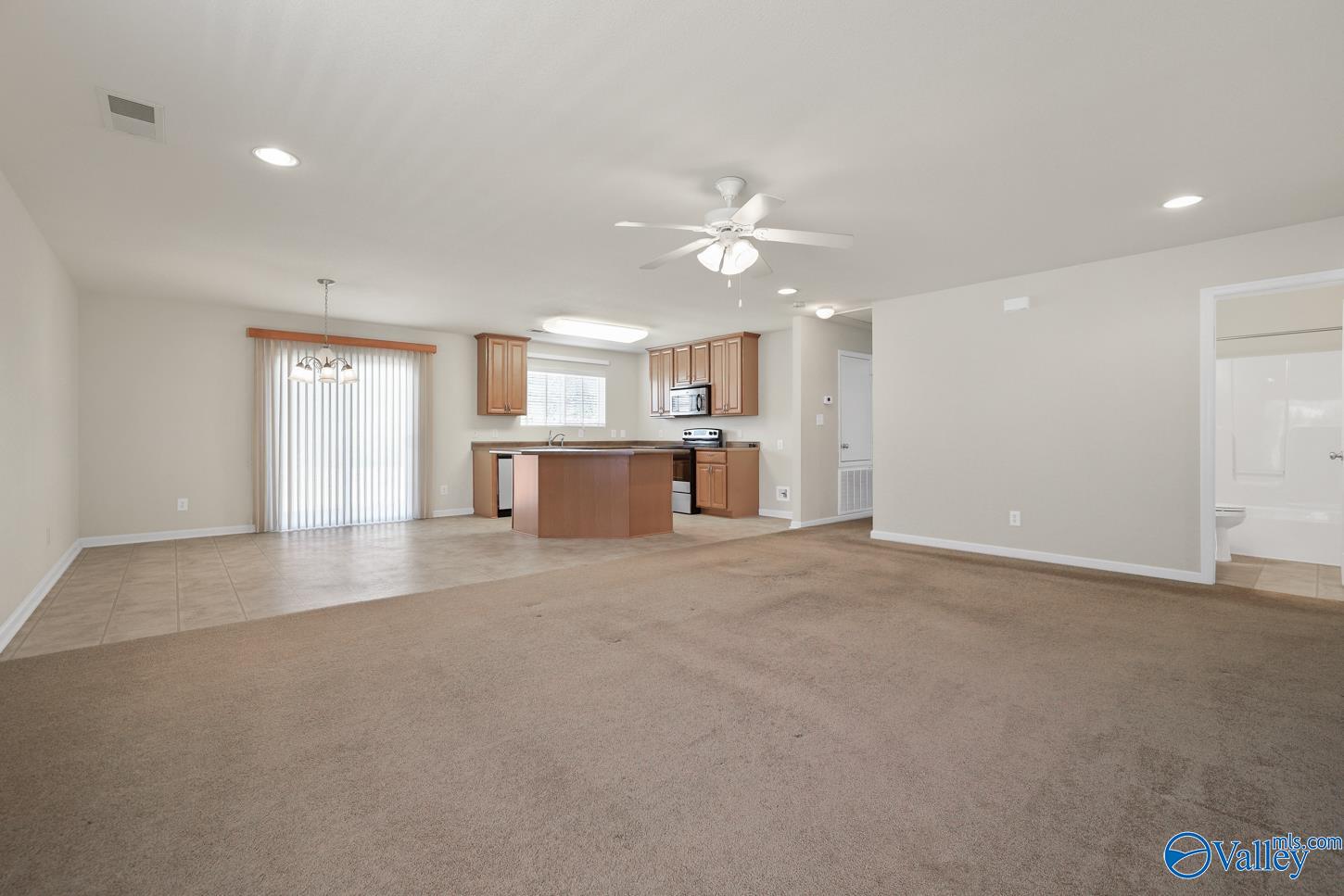15318 Tyler Mill Drive, Athens, Alabama image 3