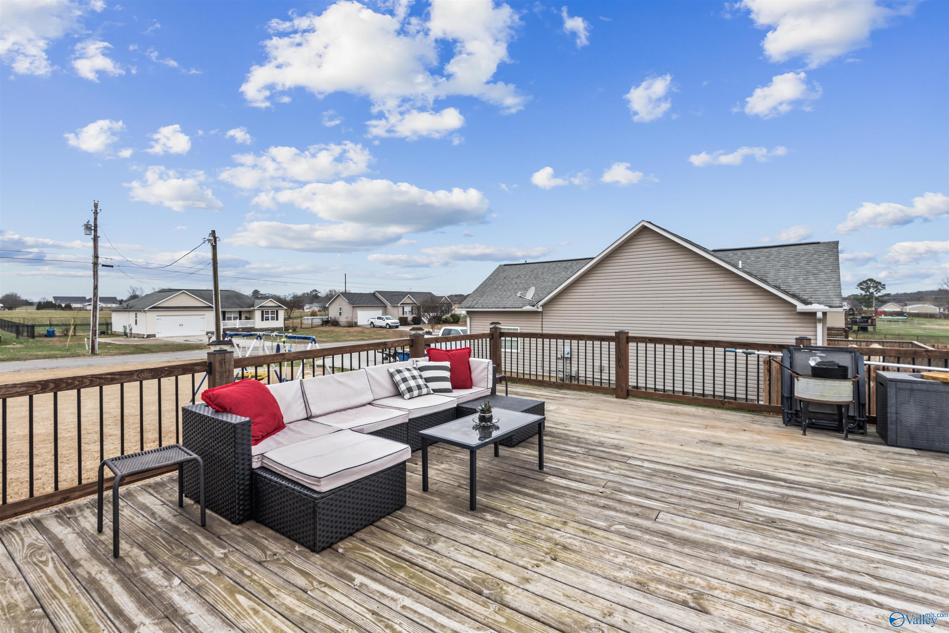 215 Granite Circle, Albertville, Alabama image 25