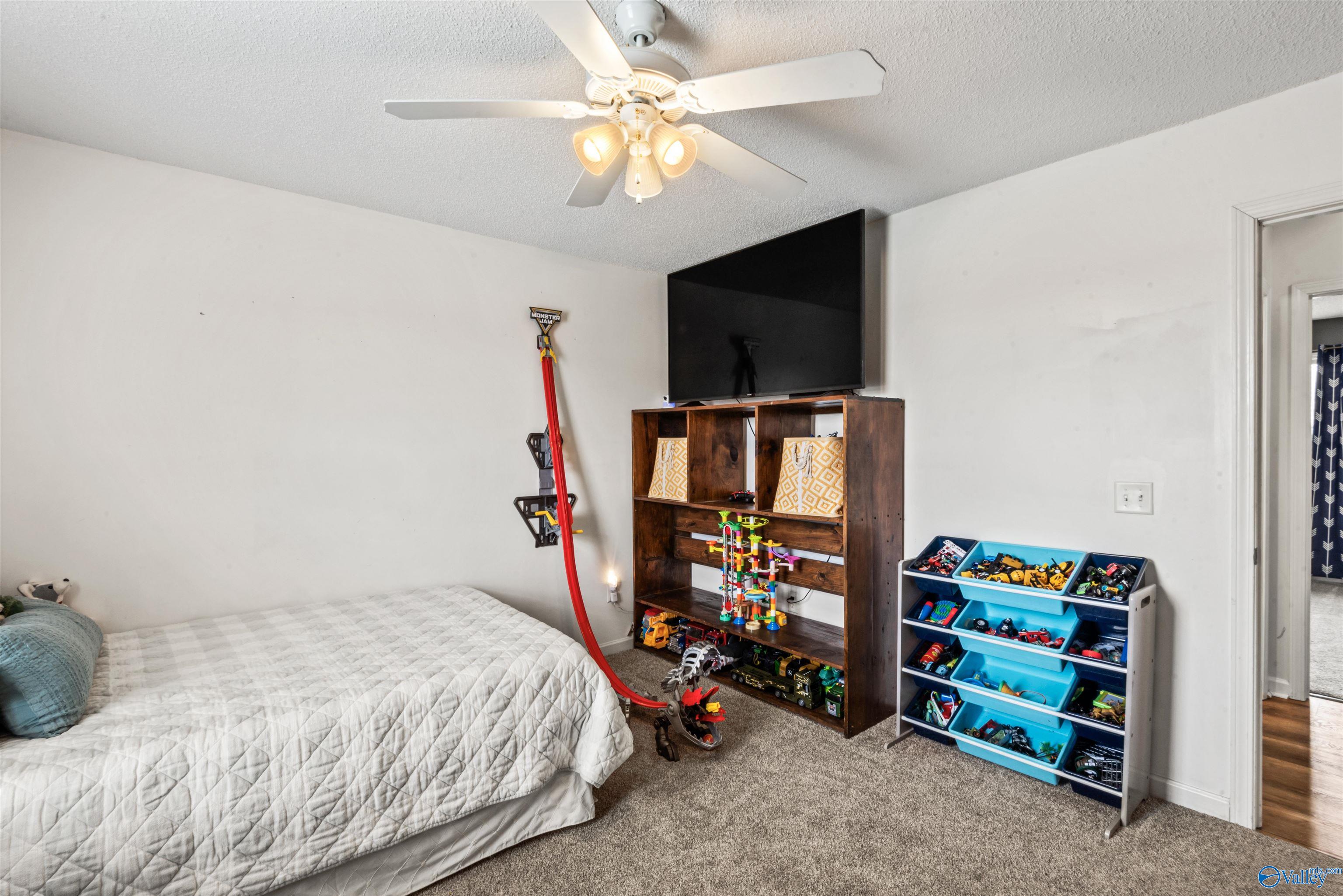 215 Granite Circle, Albertville, Alabama image 20