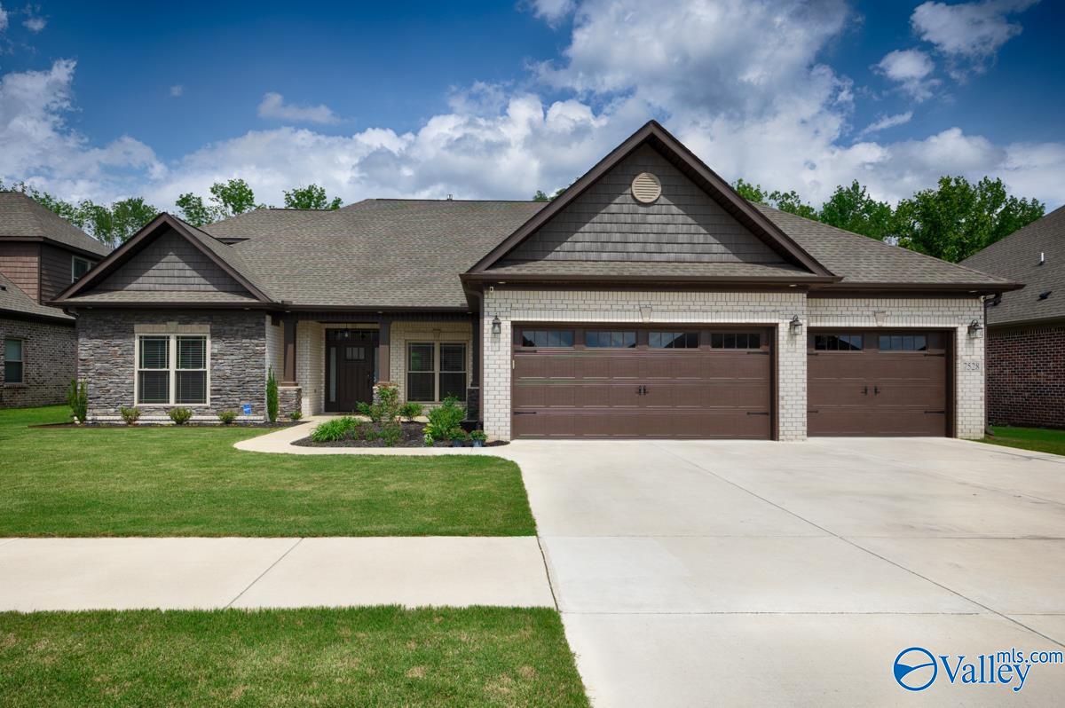 7528 Flint Crossing Circle, Owens Cross Roads, Alabama image 48