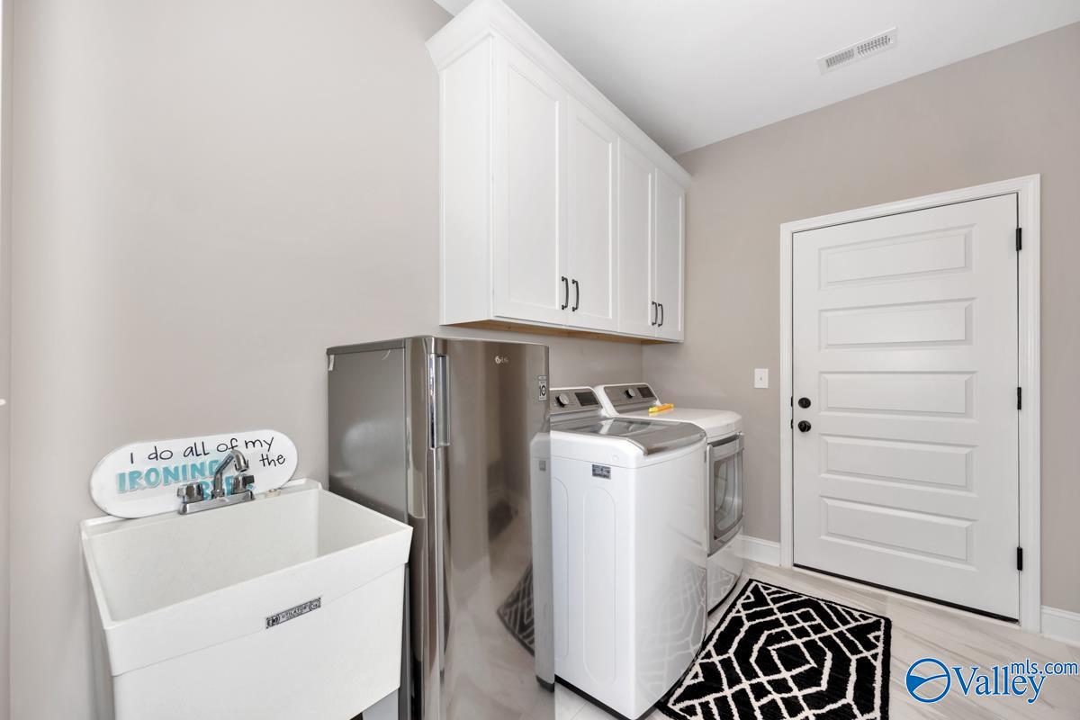 7528 Flint Crossing Circle, Owens Cross Roads, Alabama image 37