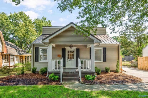 Homes For Sale - 2815 Overton Road<br/> Huntsville, AL 35801
