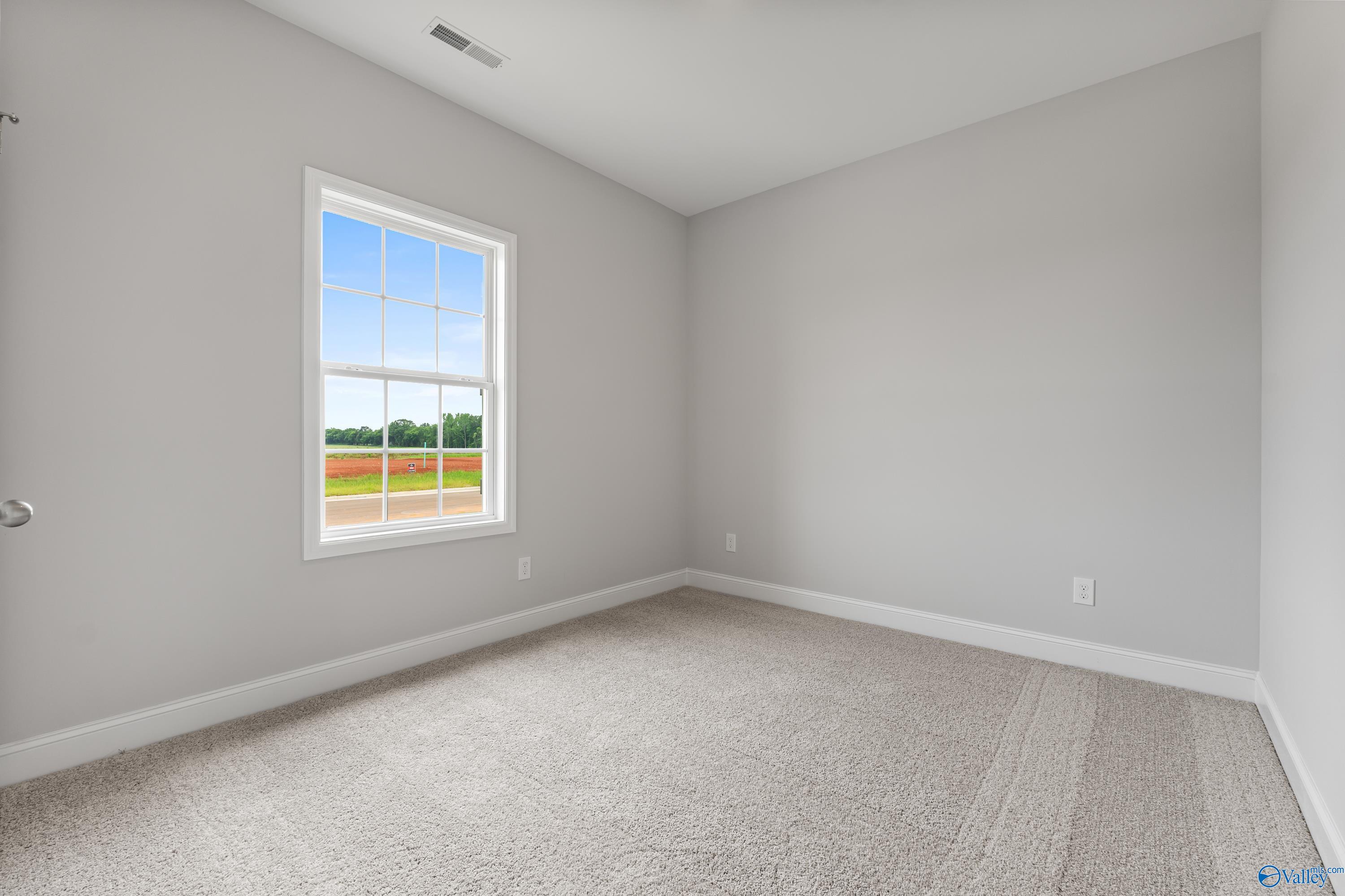 303 Keller Drive, Hazel Green, Alabama image 5