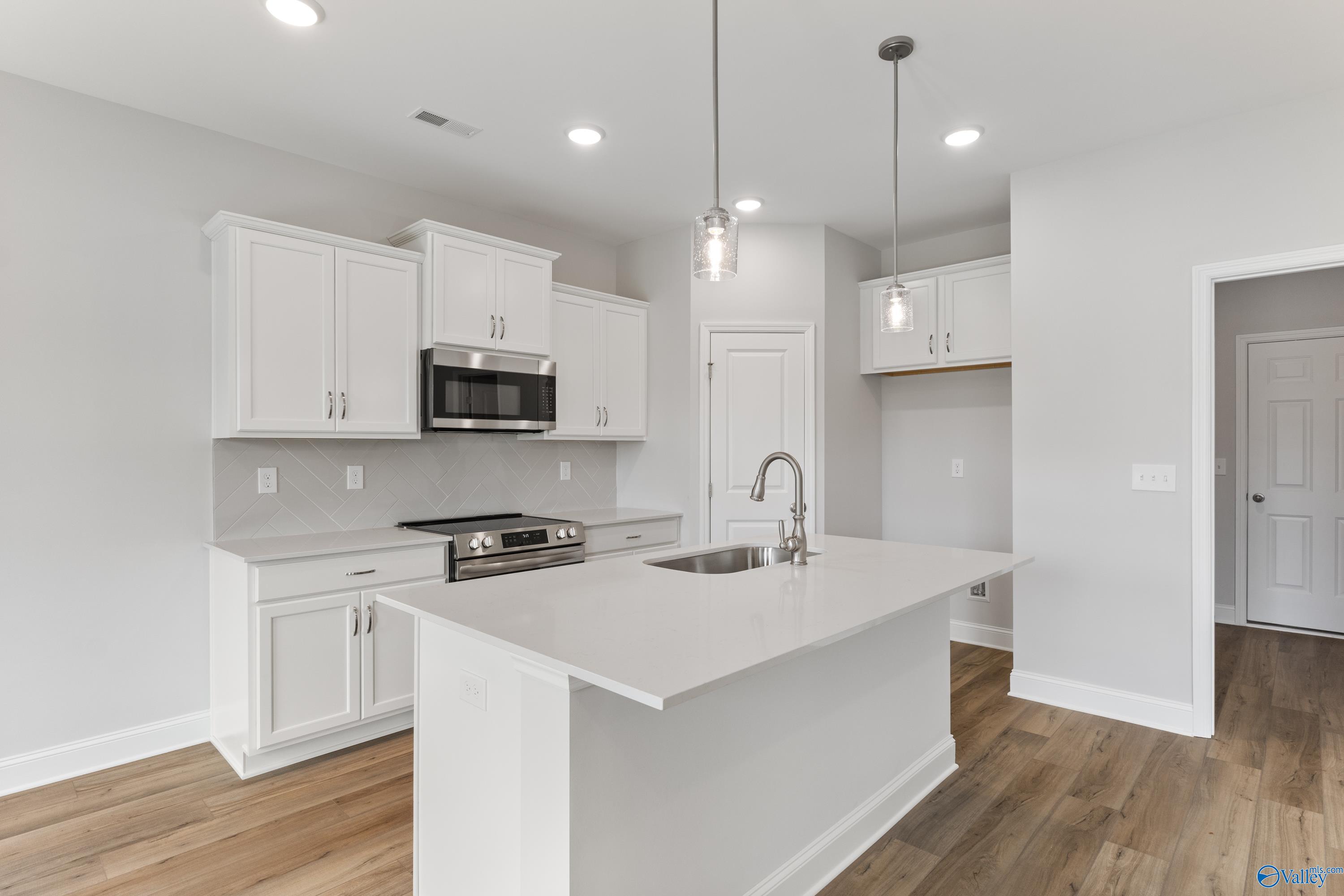 303 Keller Drive, Hazel Green, Alabama image 12