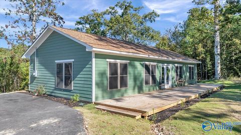 Homes For Sale - 334 Camp Ney A Ti Road<br/> Marshall County, Guntersville, AL 35976