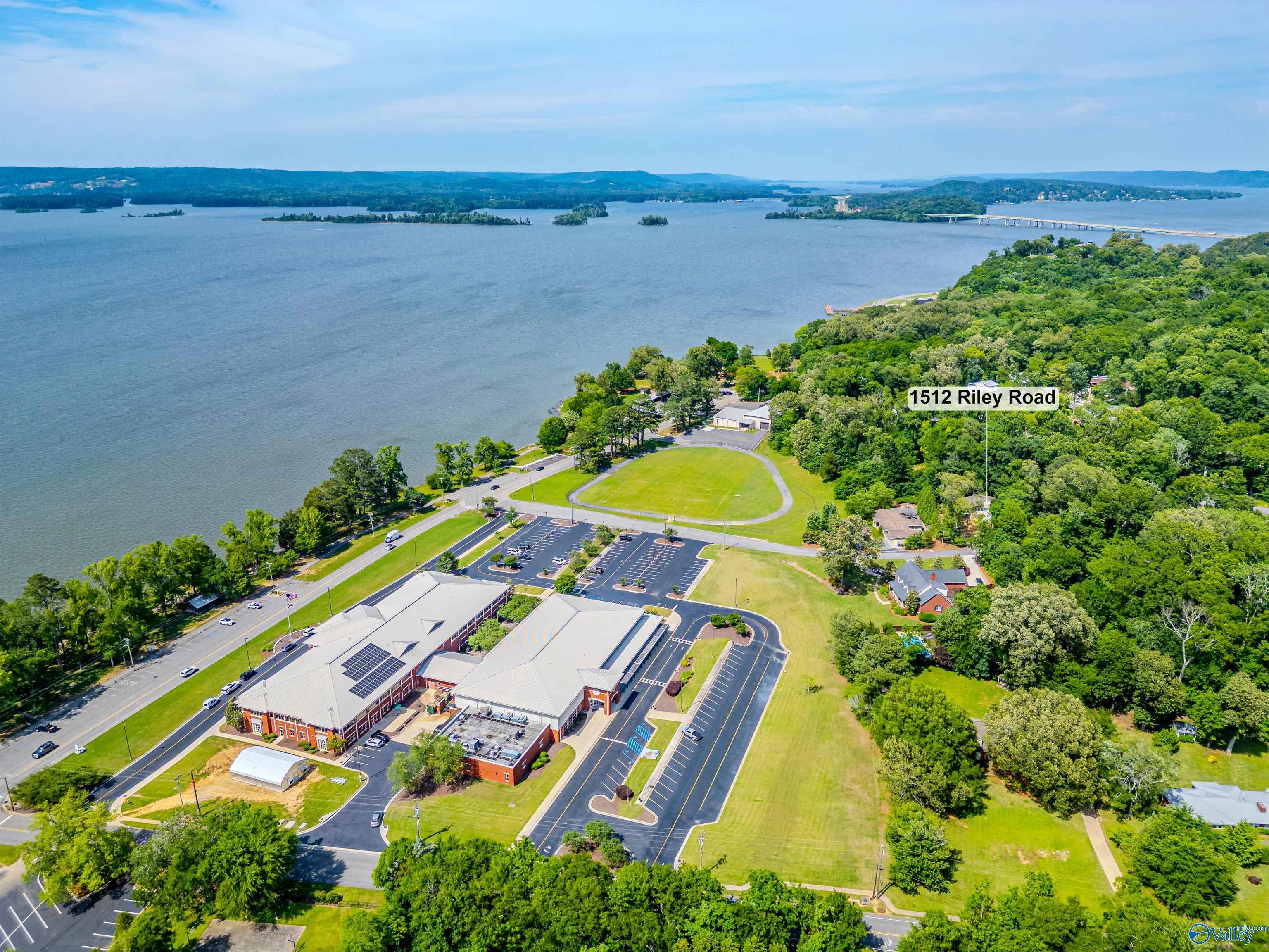 1512 Riley Road, Guntersville, Alabama image 48