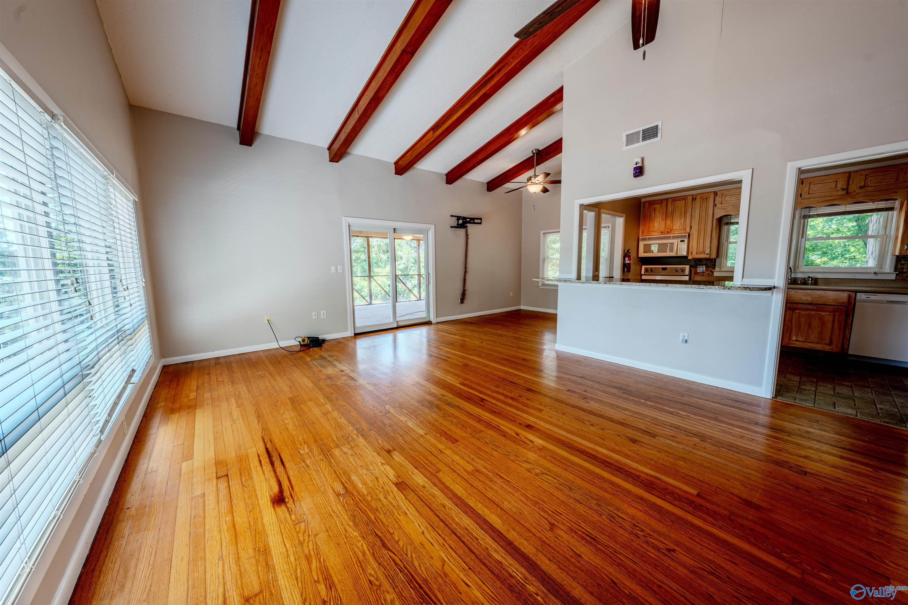 1512 Riley Road, Guntersville, Alabama image 6