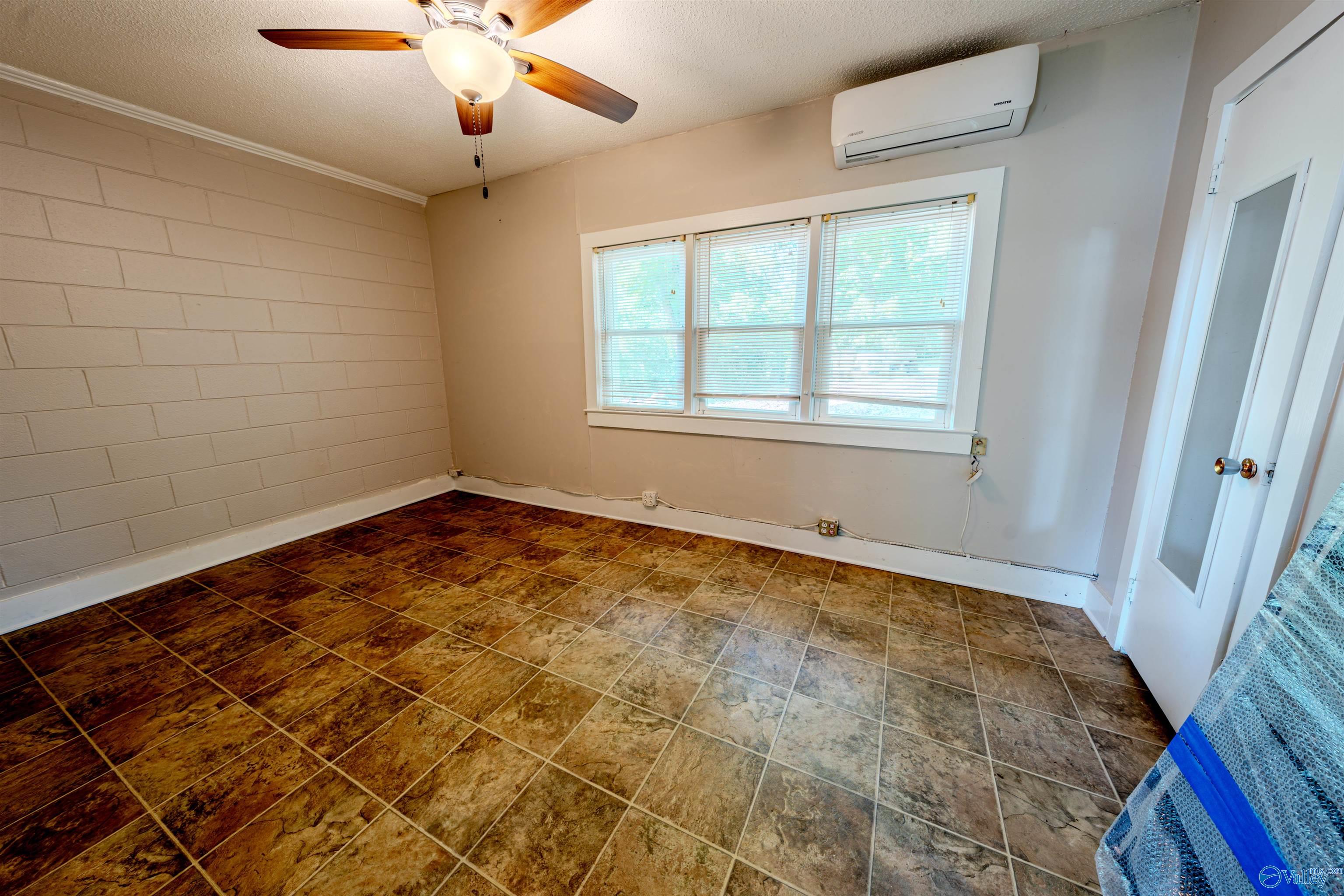 1512 Riley Road, Guntersville, Alabama image 35