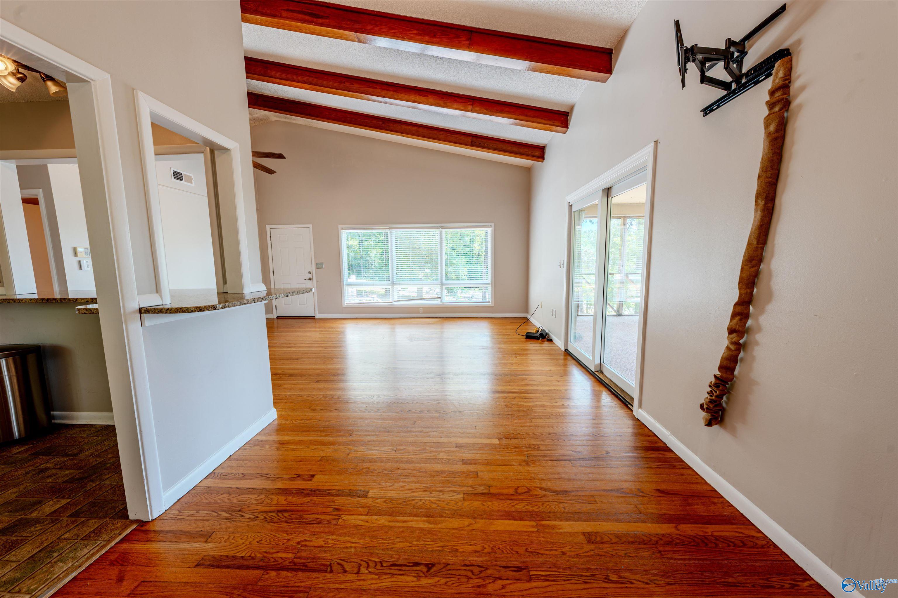 1512 Riley Road, Guntersville, Alabama image 12