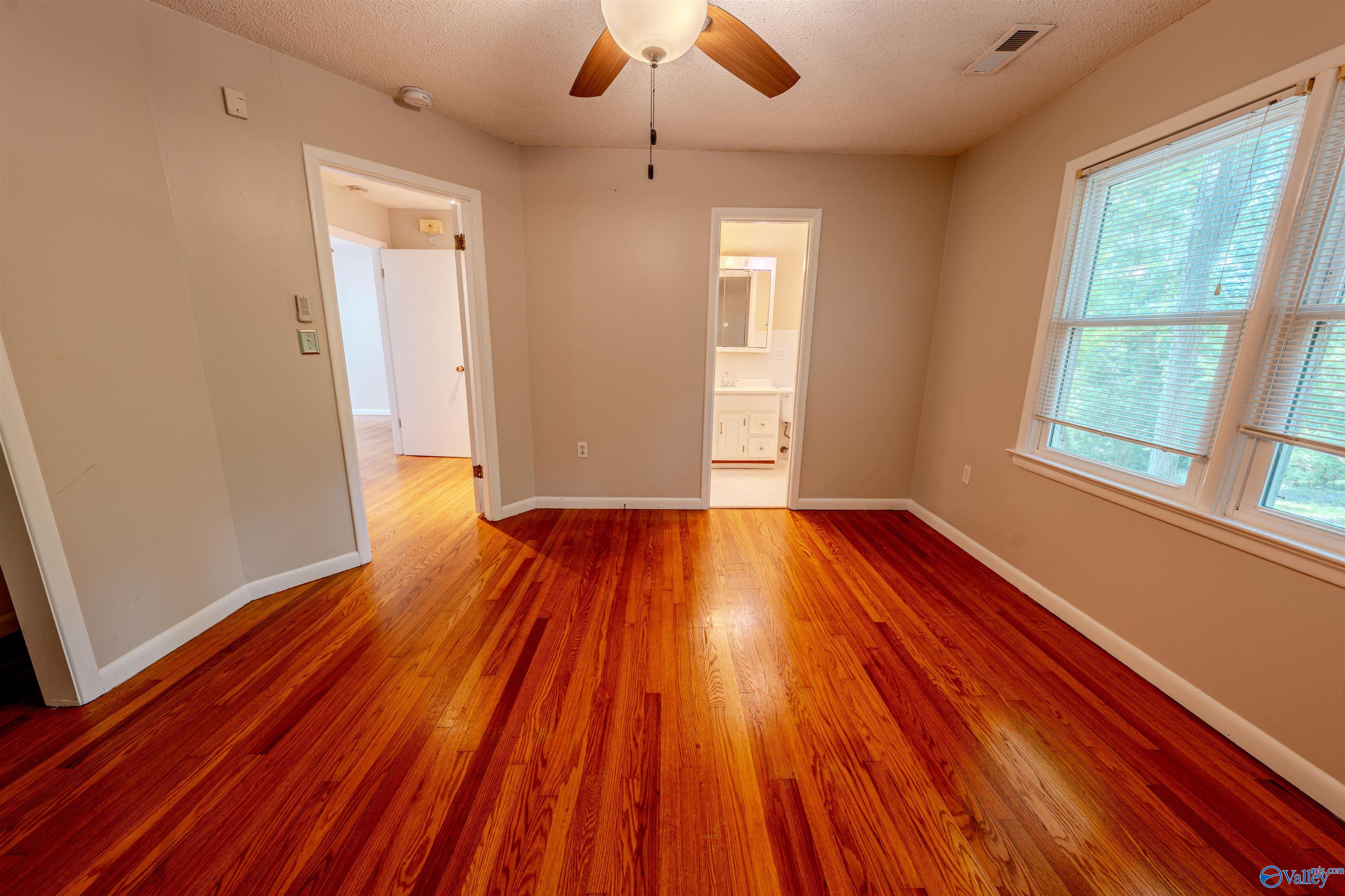 1512 Riley Road, Guntersville, Alabama image 25