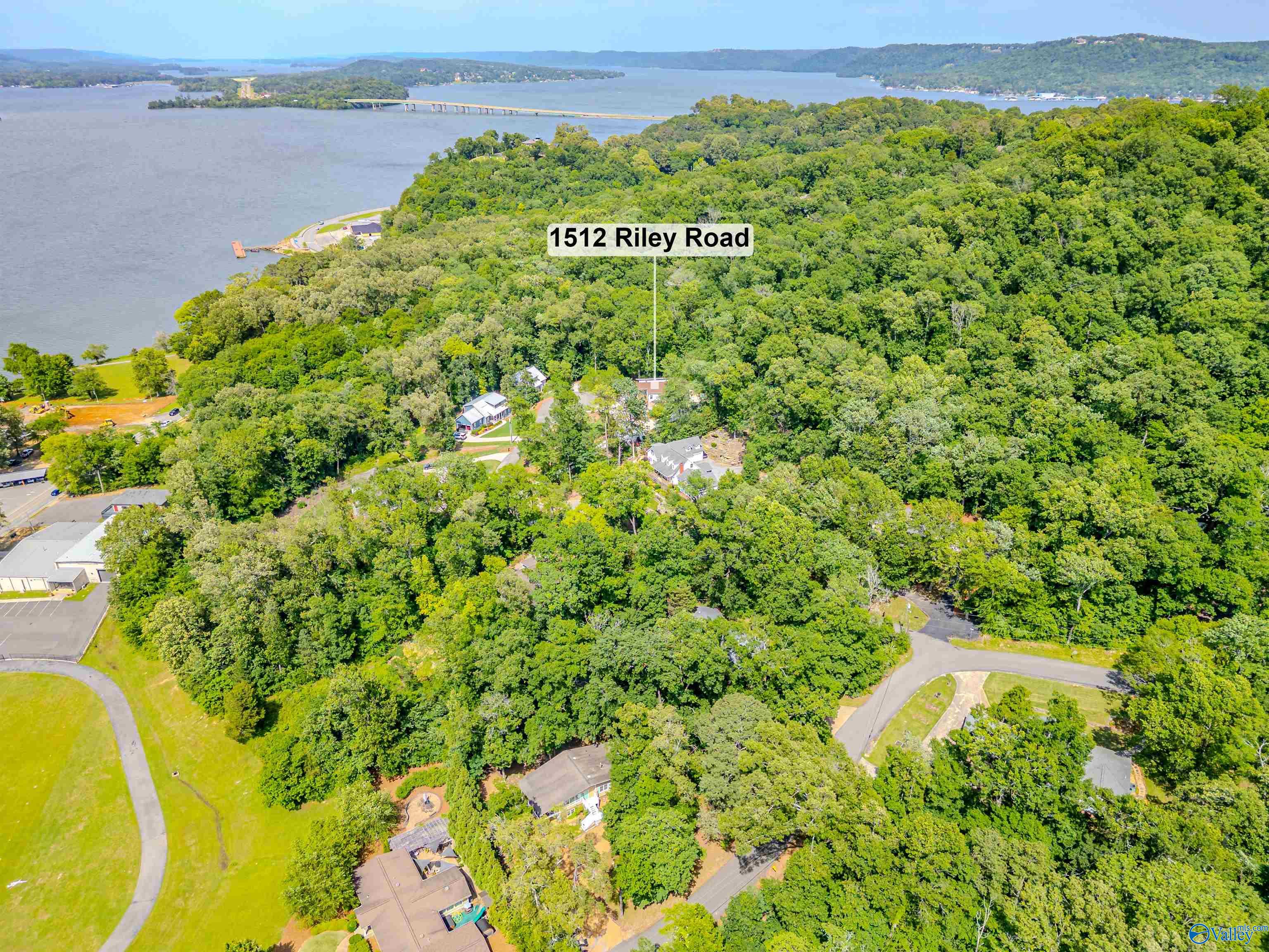 1512 Riley Road, Guntersville, Alabama image 49