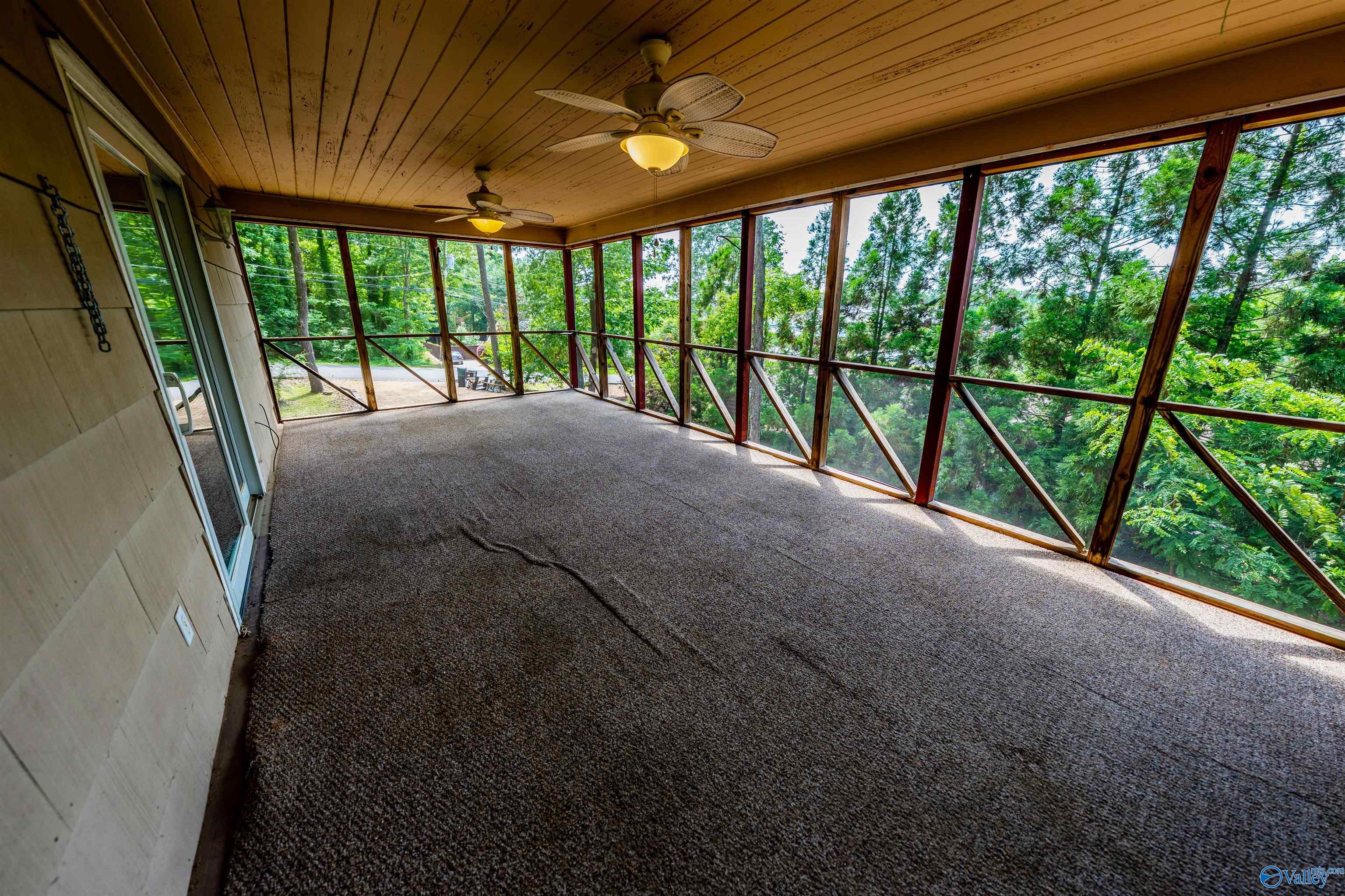 1512 Riley Road, Guntersville, Alabama image 17