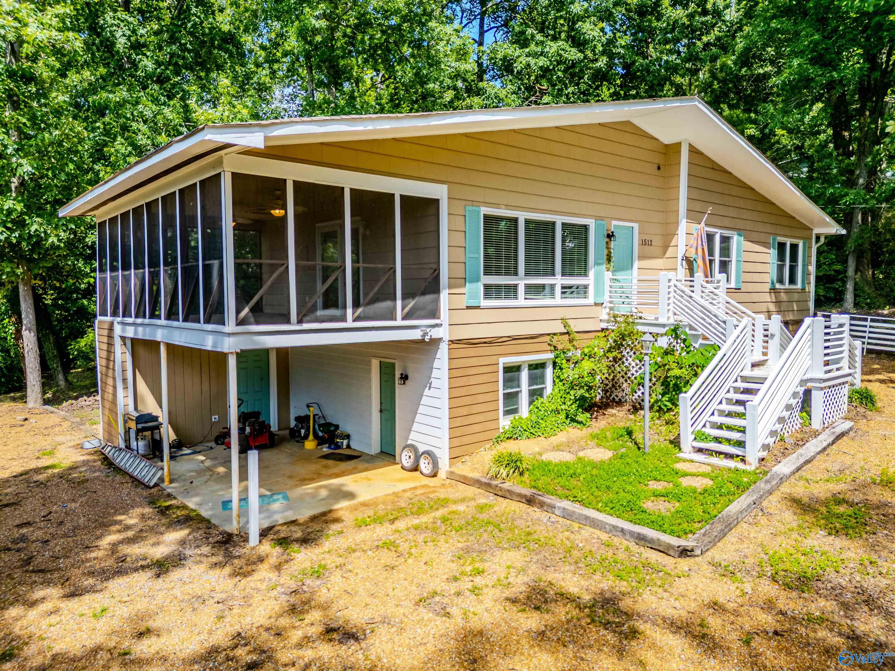 1512 Riley Road, Guntersville, Alabama image 1
